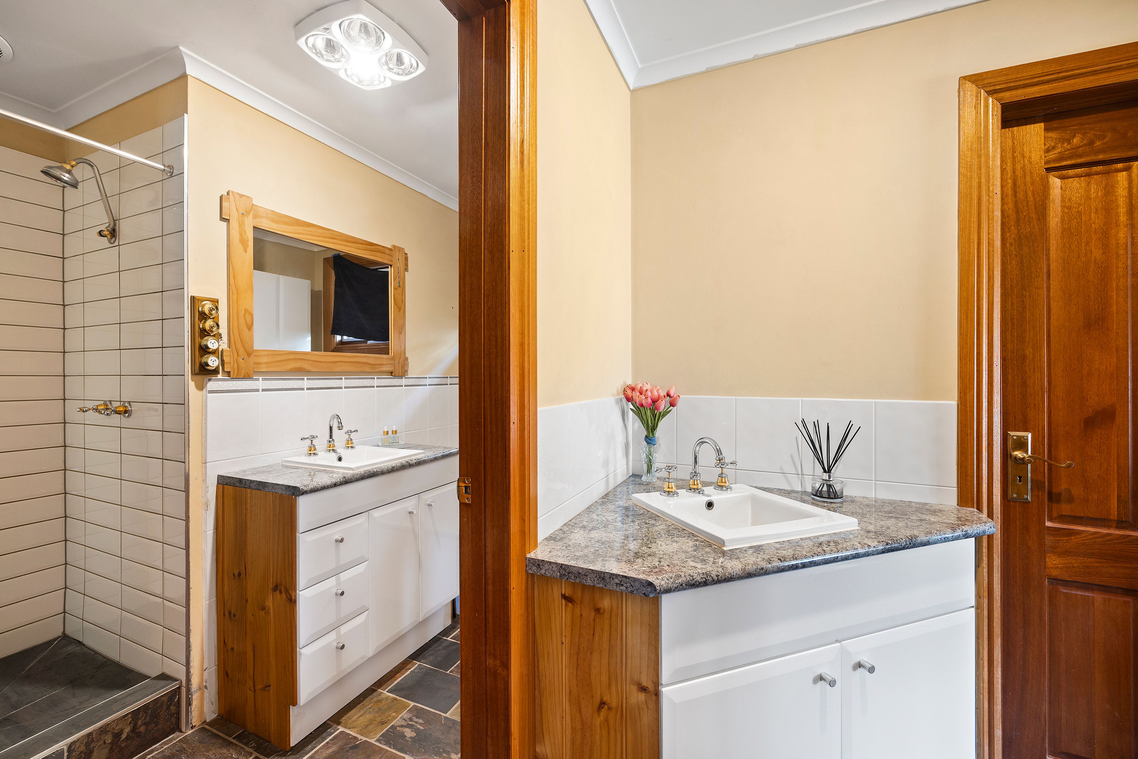 12 Mudie Avenue — photo 10 of 15