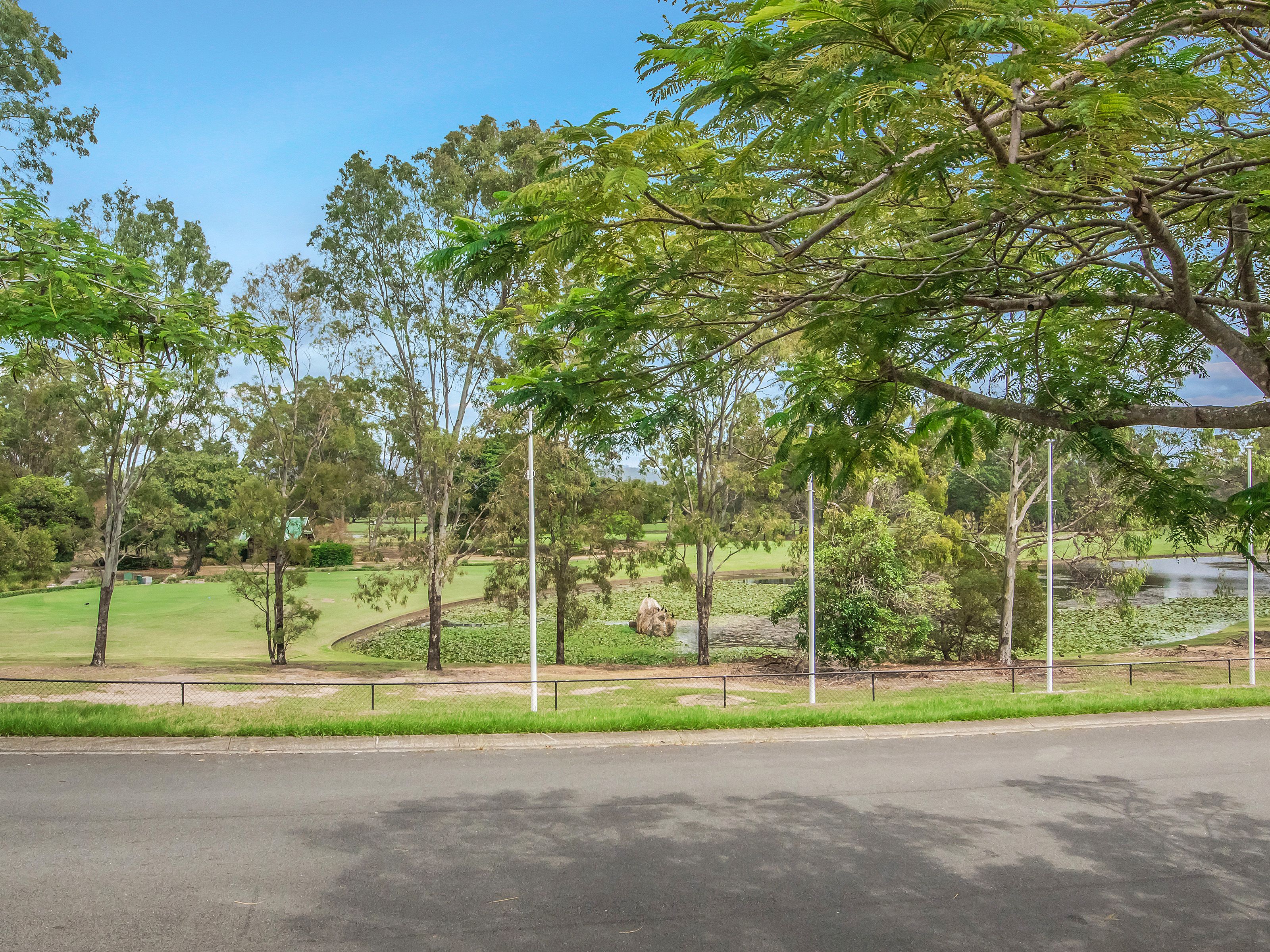 8 Hillsborough Close, Robina, QLD 4226