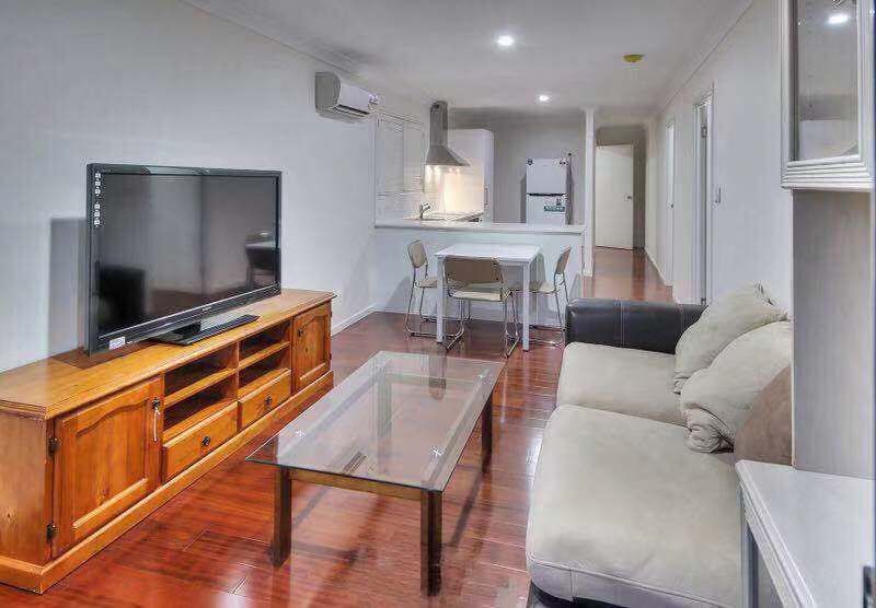 4/7 Dartmouth Street, Coopers Plains, QLD 4108