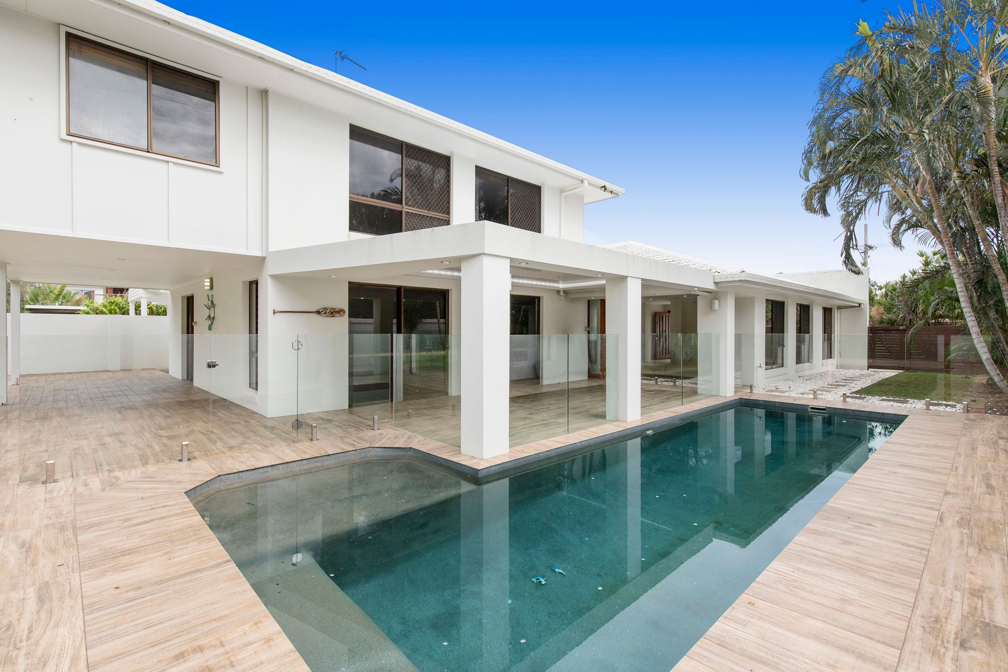 191 Oceanic Drive, Warana, QLD 4575