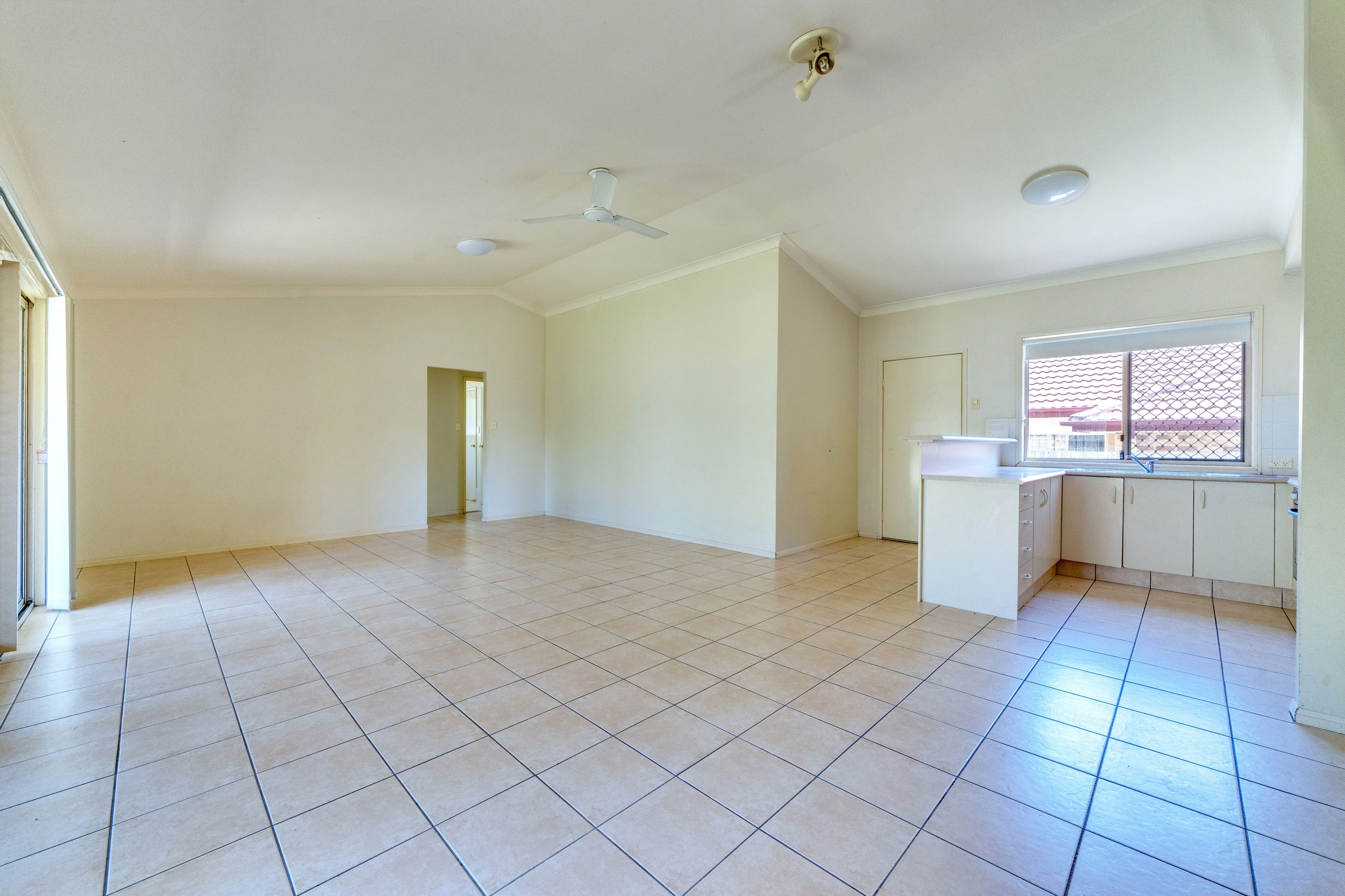 2 Selwyn Close, Forest Lake, QLD 4078