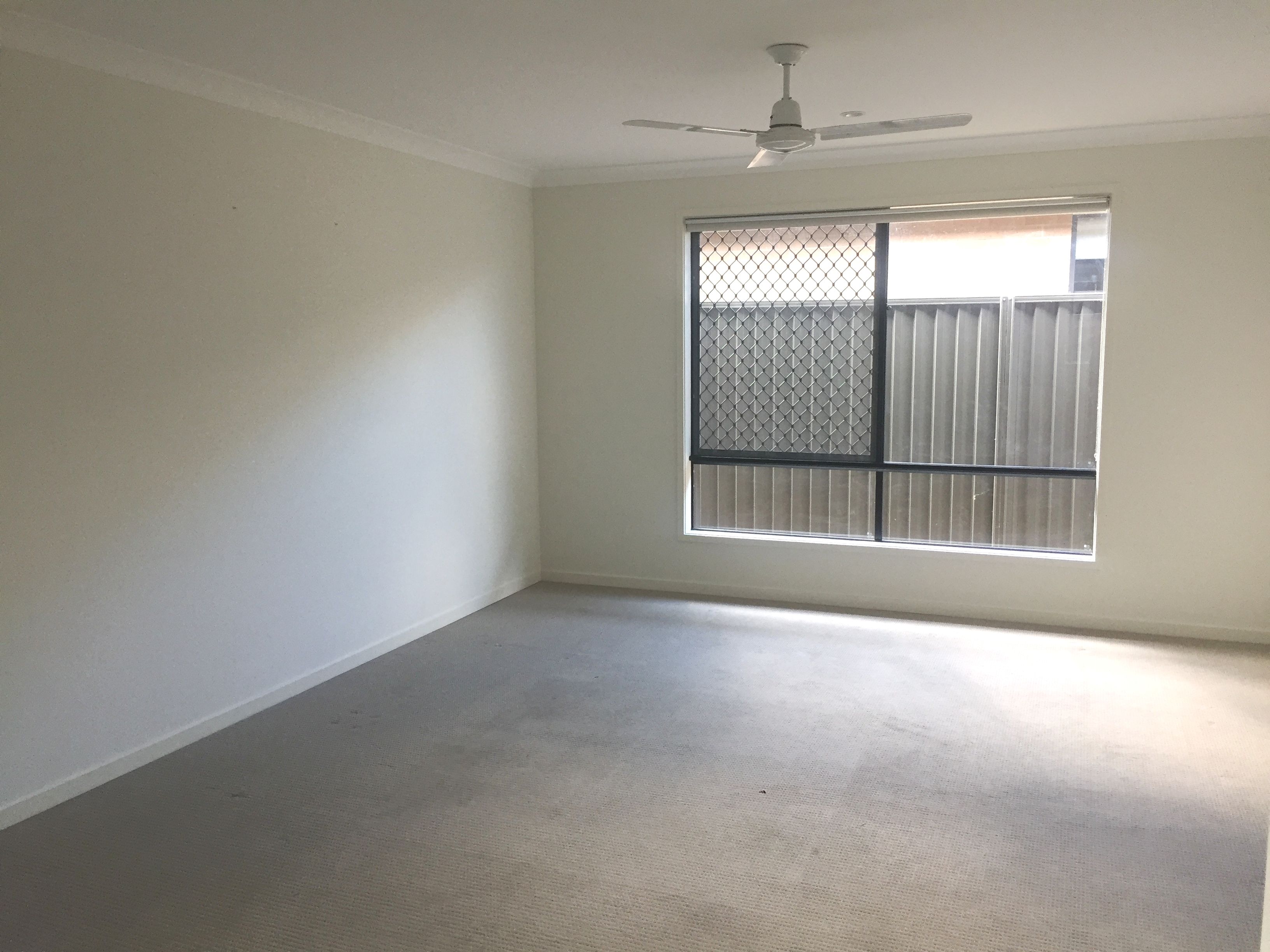 6 Sinclair Parade, JORDAN SPRINGS, NSW 2747