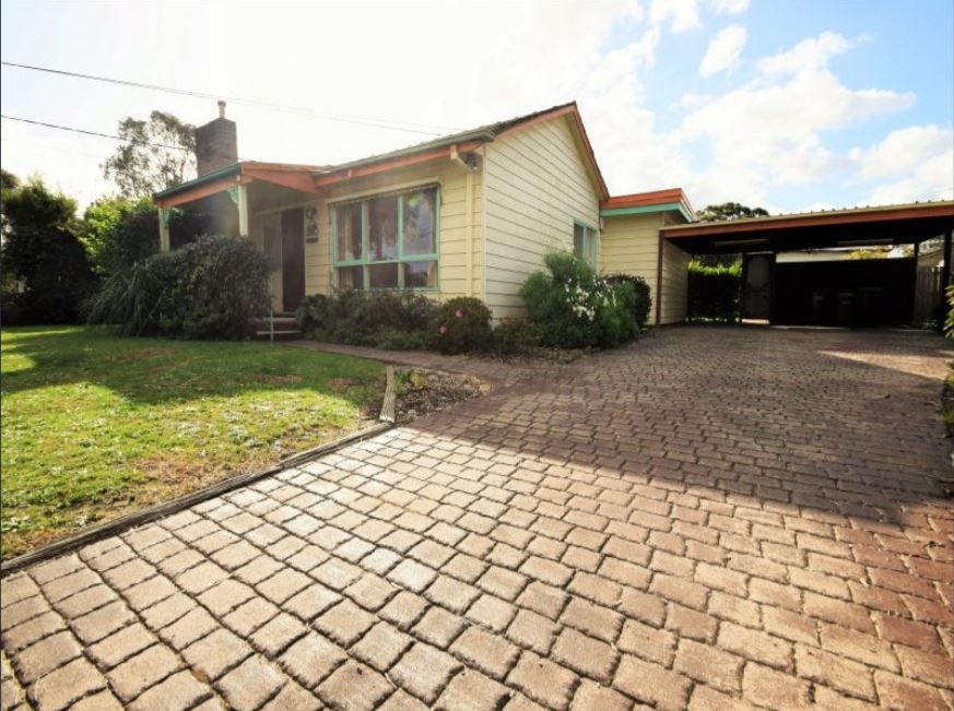 13 Holme Road, Ferntree Gully, VIC 3156