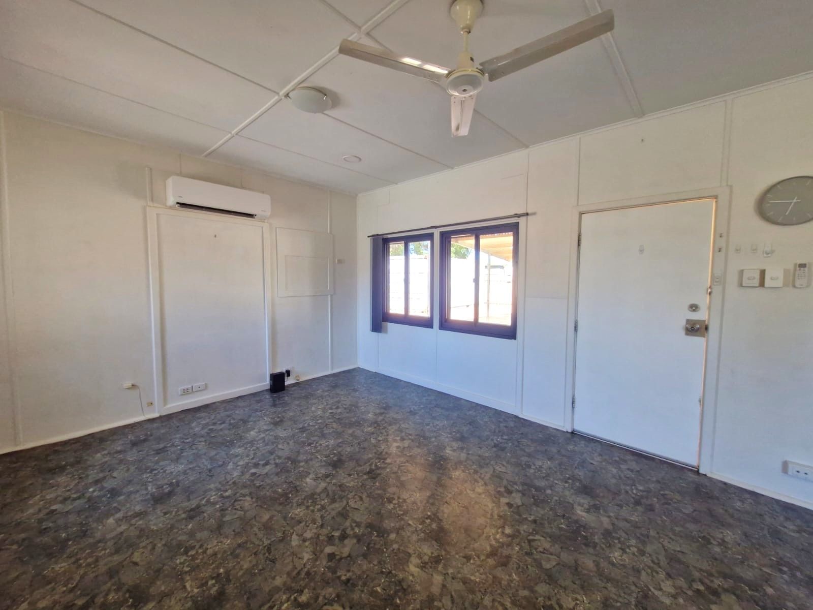 48 Roberts Street — photo 11 of 30