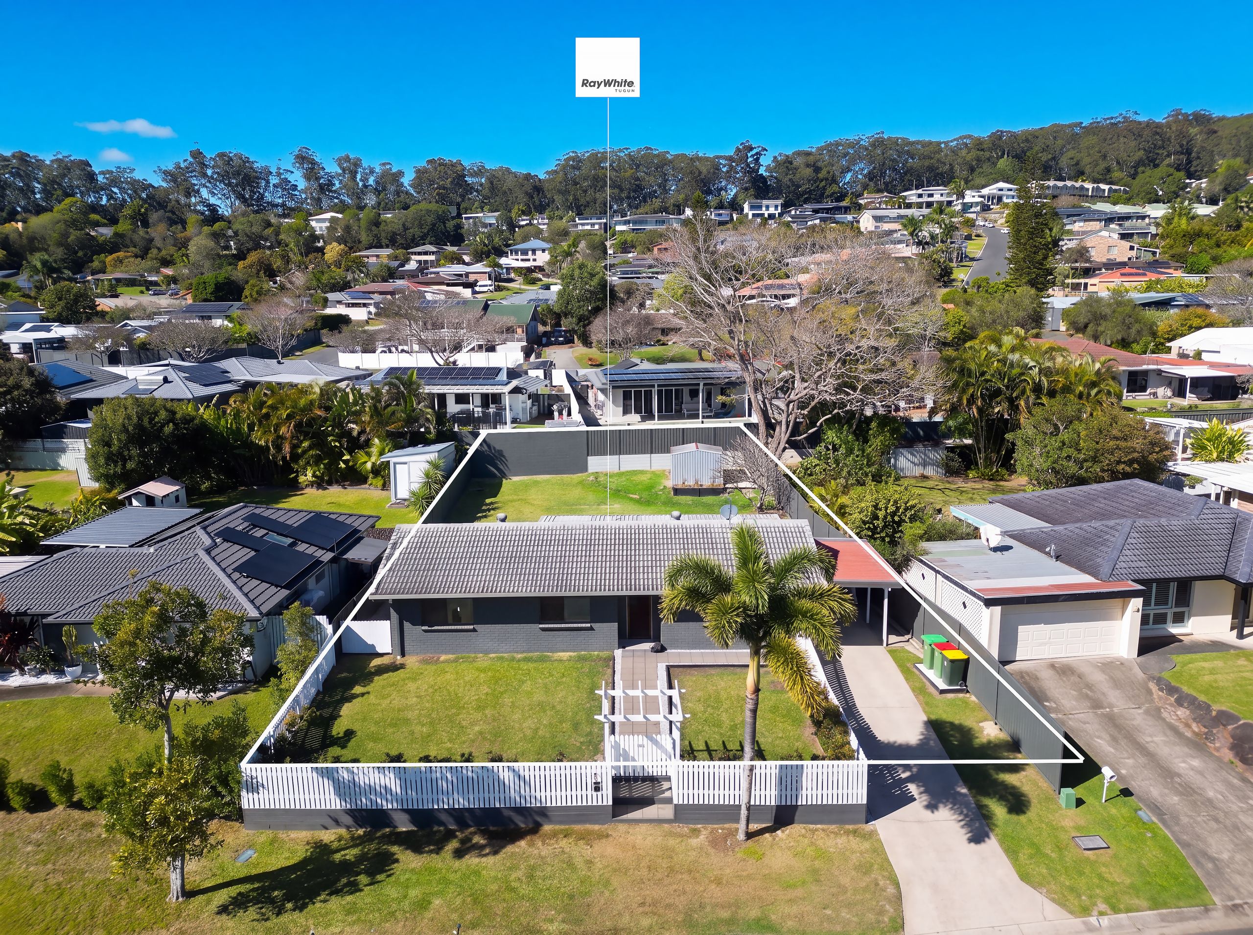21 McKenzie Drive — photo 3 of 18