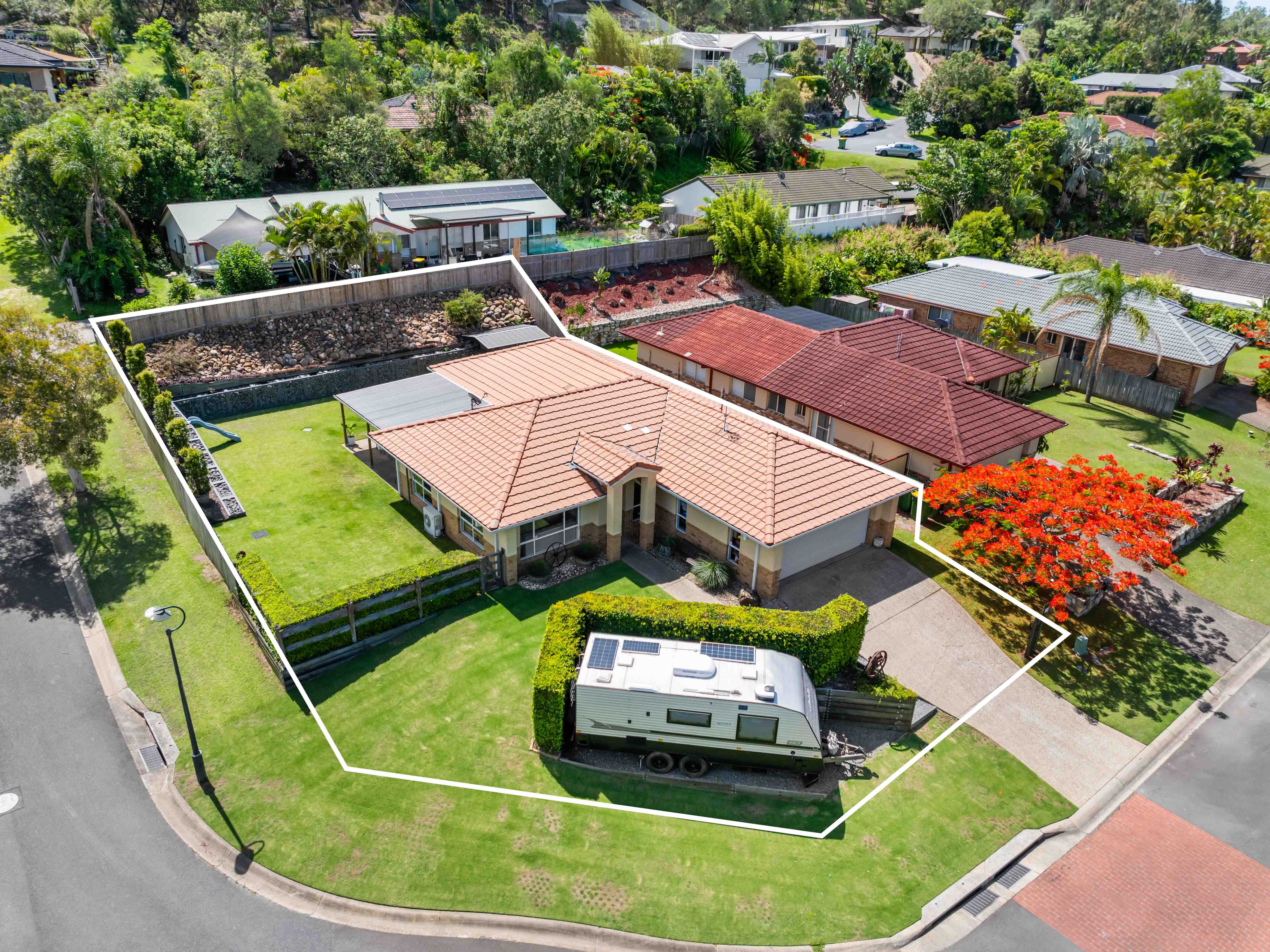 27 Davis Cup Court, Oxenford, QLD 4210