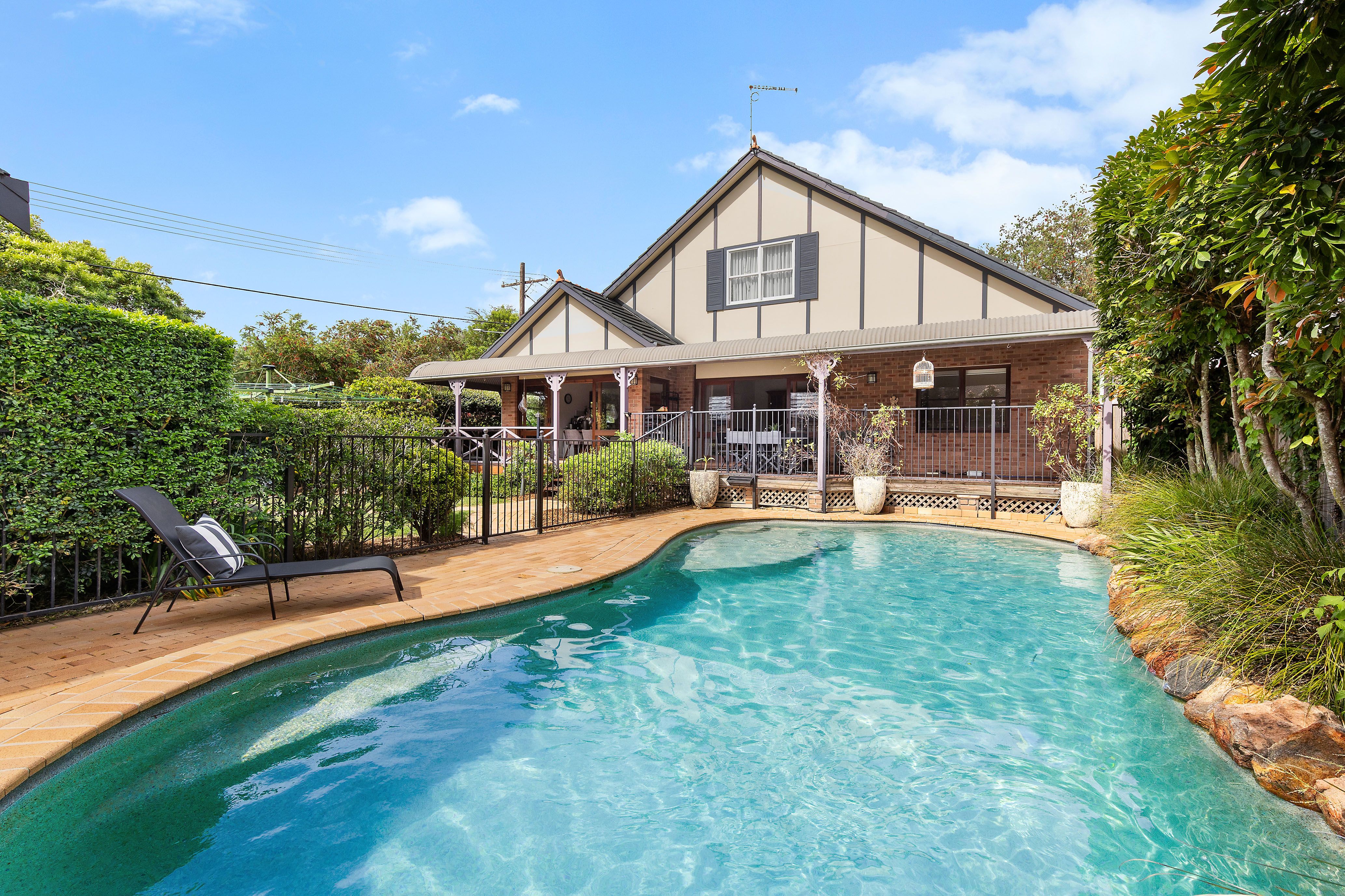 24 Benaroon Avenue, St Ives, NSW 2075