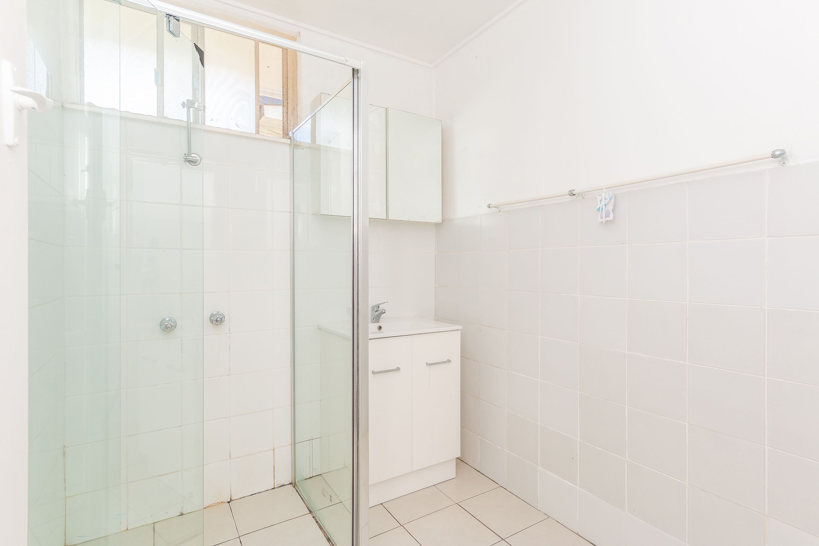 2/10a Joseph Street — photo 6 of 6