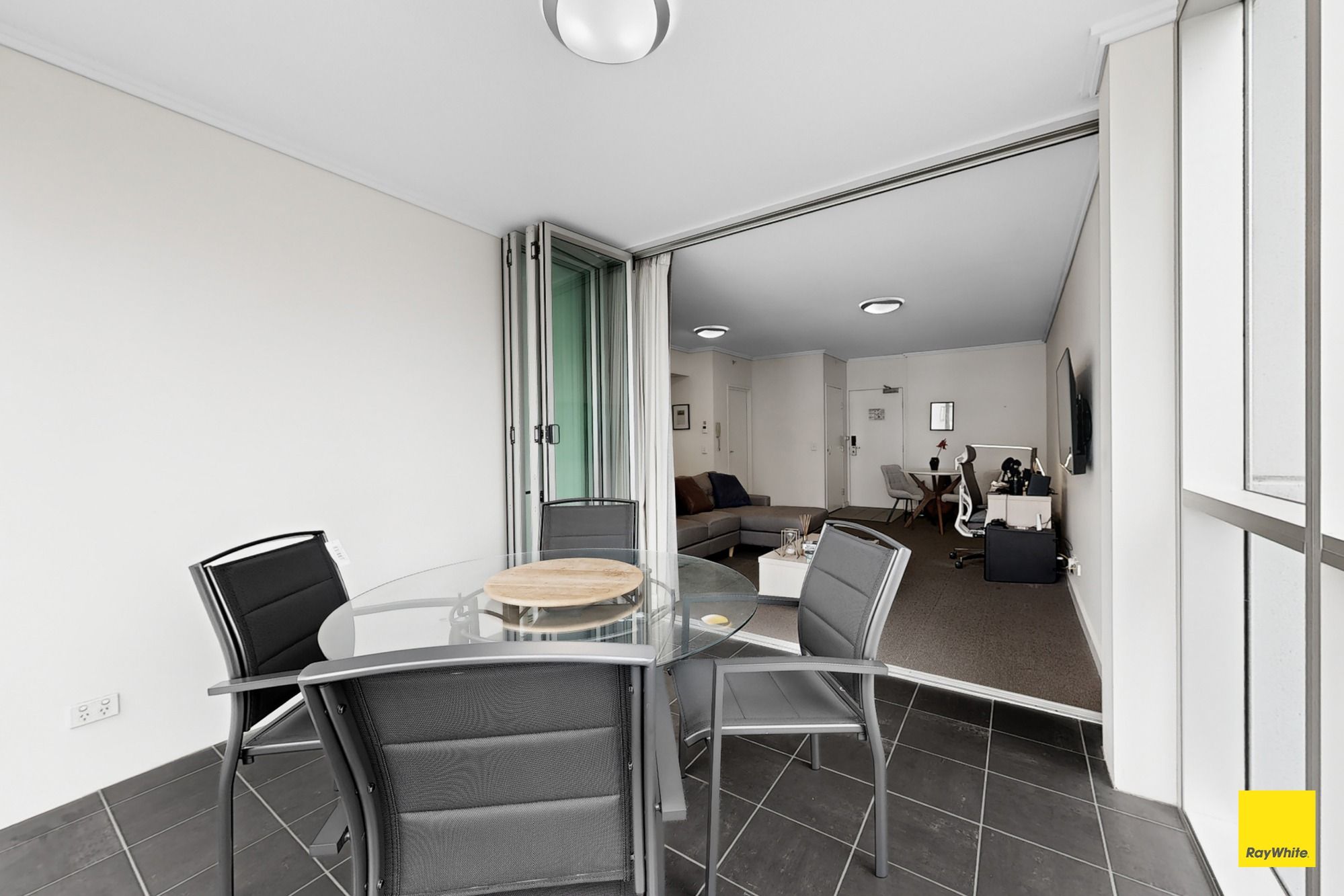 2011/108 Albert Street — photo 10 of 15