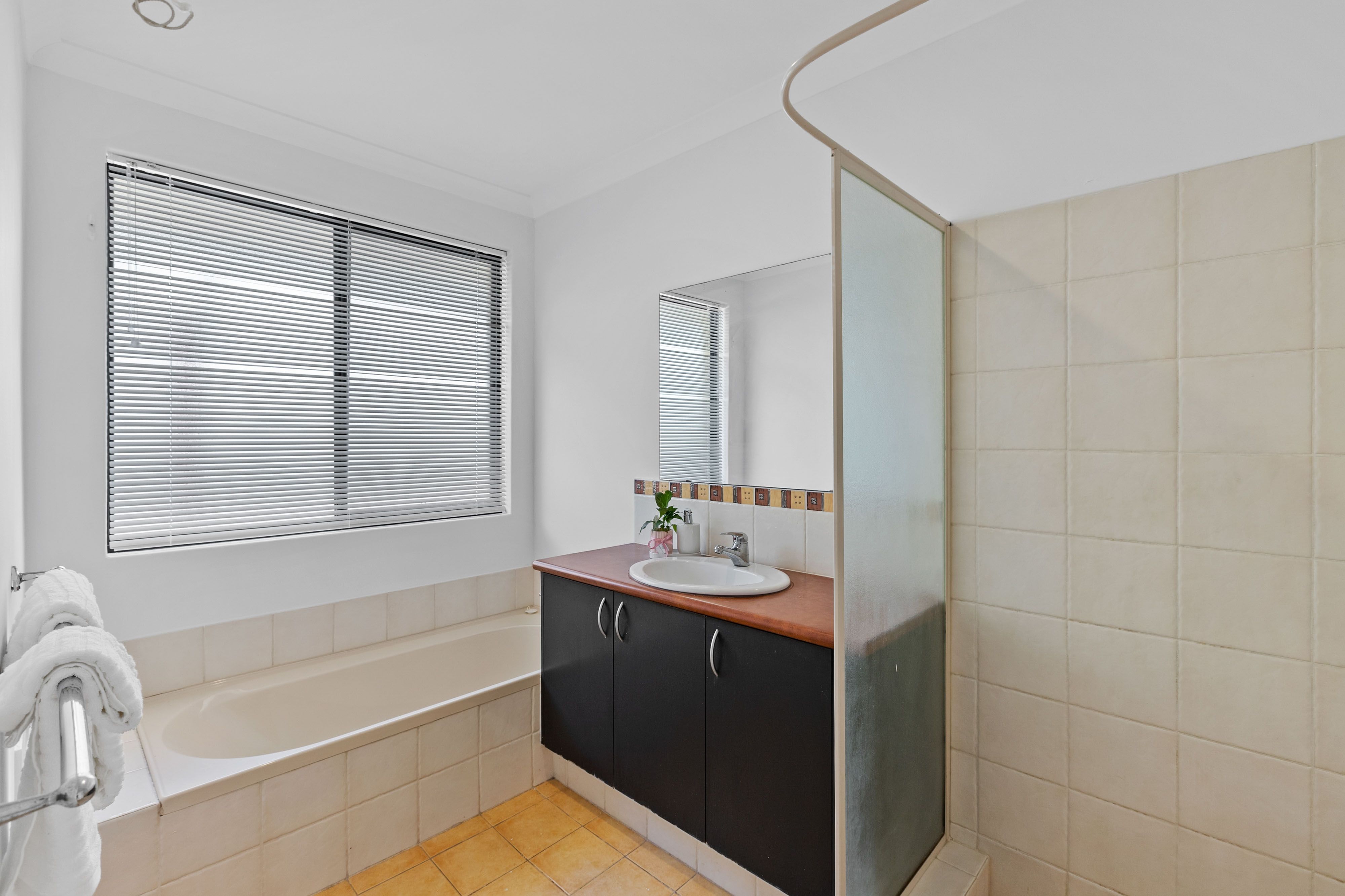 28A Russell Road — photo 19 of 25