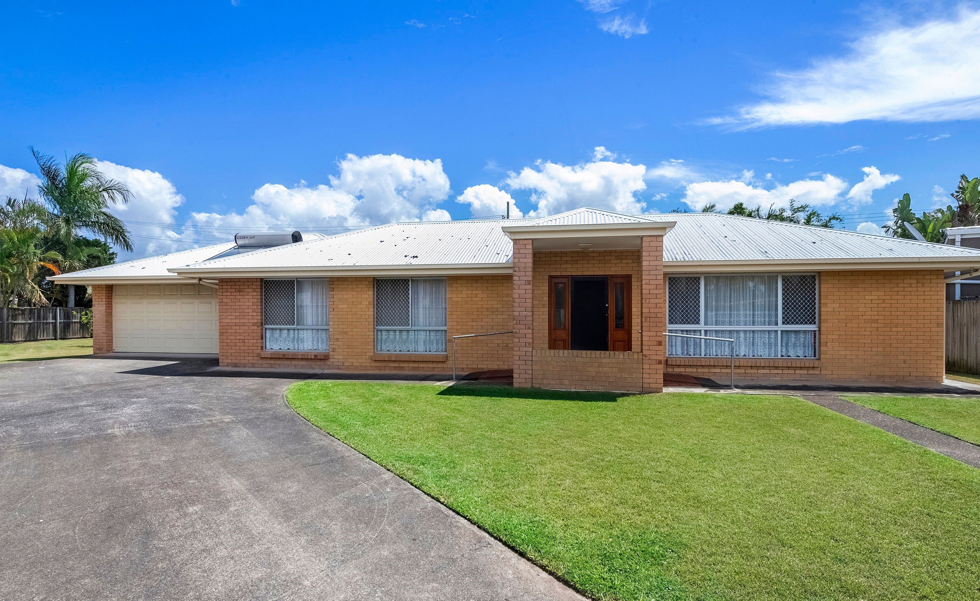 19 Yoorana Place, Broadbeach Waters, QLD 4218