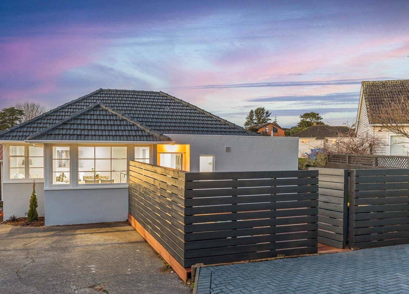 1/48 Philomel Crescent, Bayswater, North Shore City