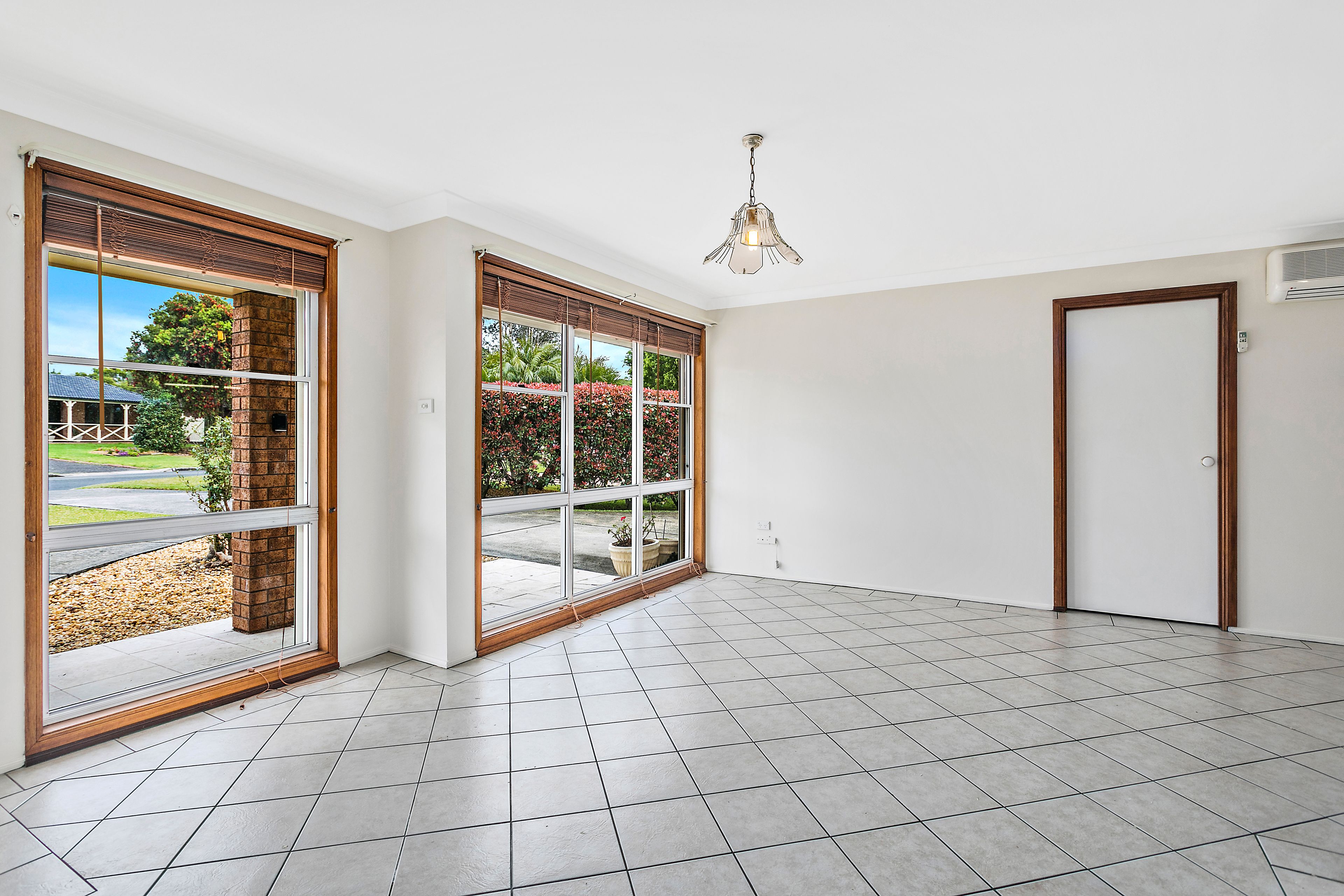 12 Dudgeon Street, Albion Park, NSW 2527
