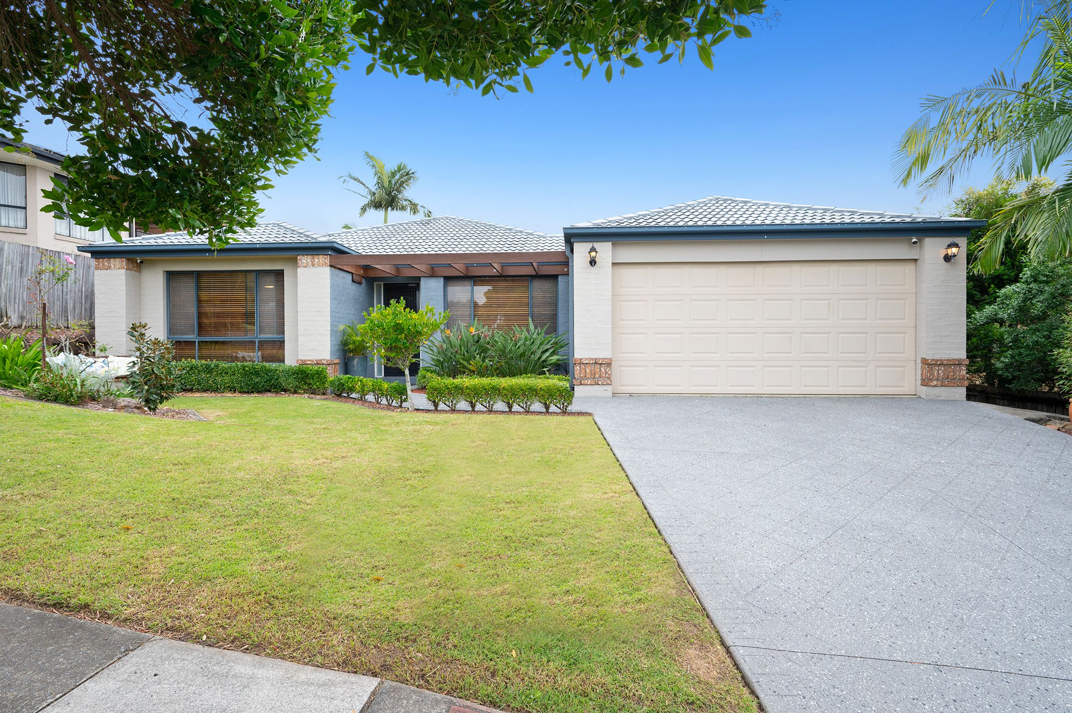 9 Mitaro Rise, Pacific Pines, QLD 4211