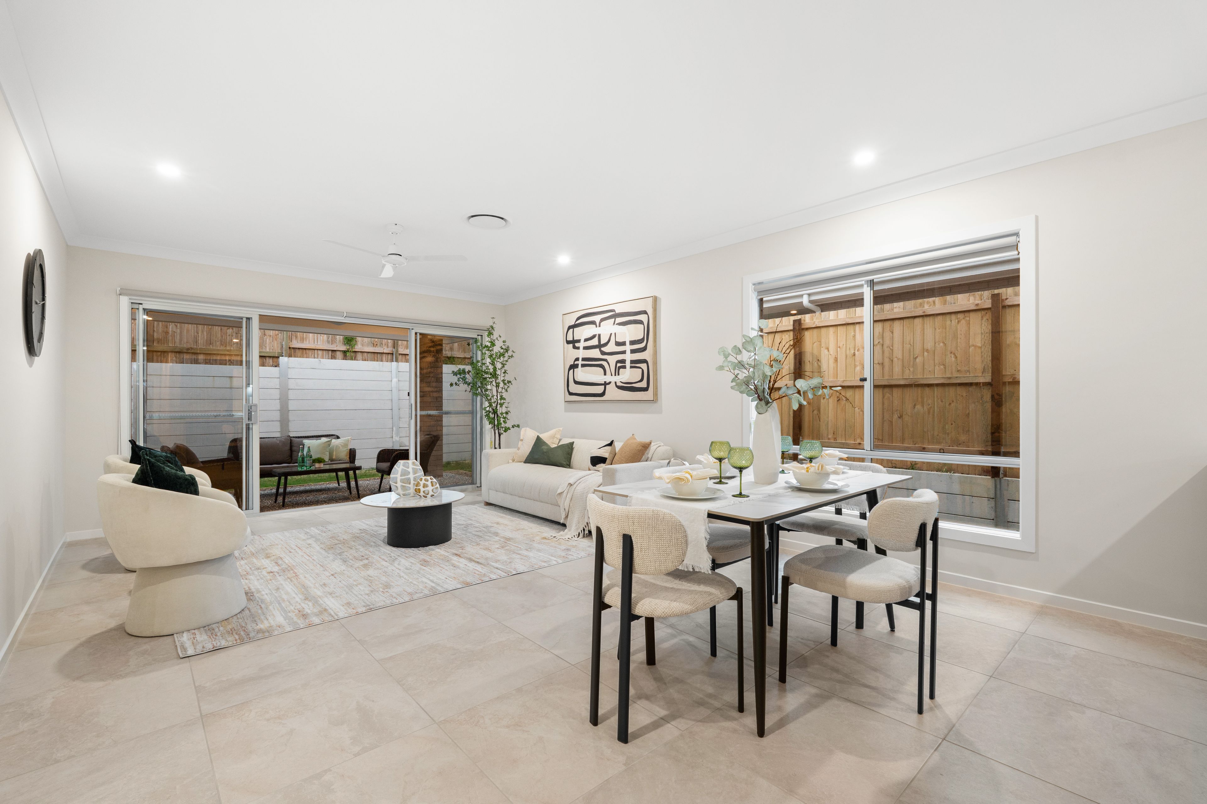 48 Suncrest Mews — photo 19 of 28