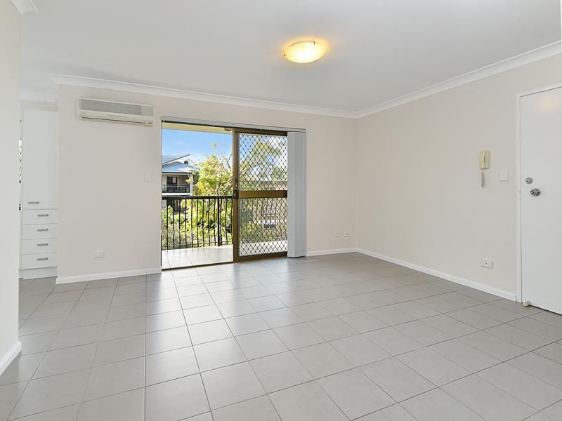 4/70 Hilltop Avenue, Chermside, QLD 4032