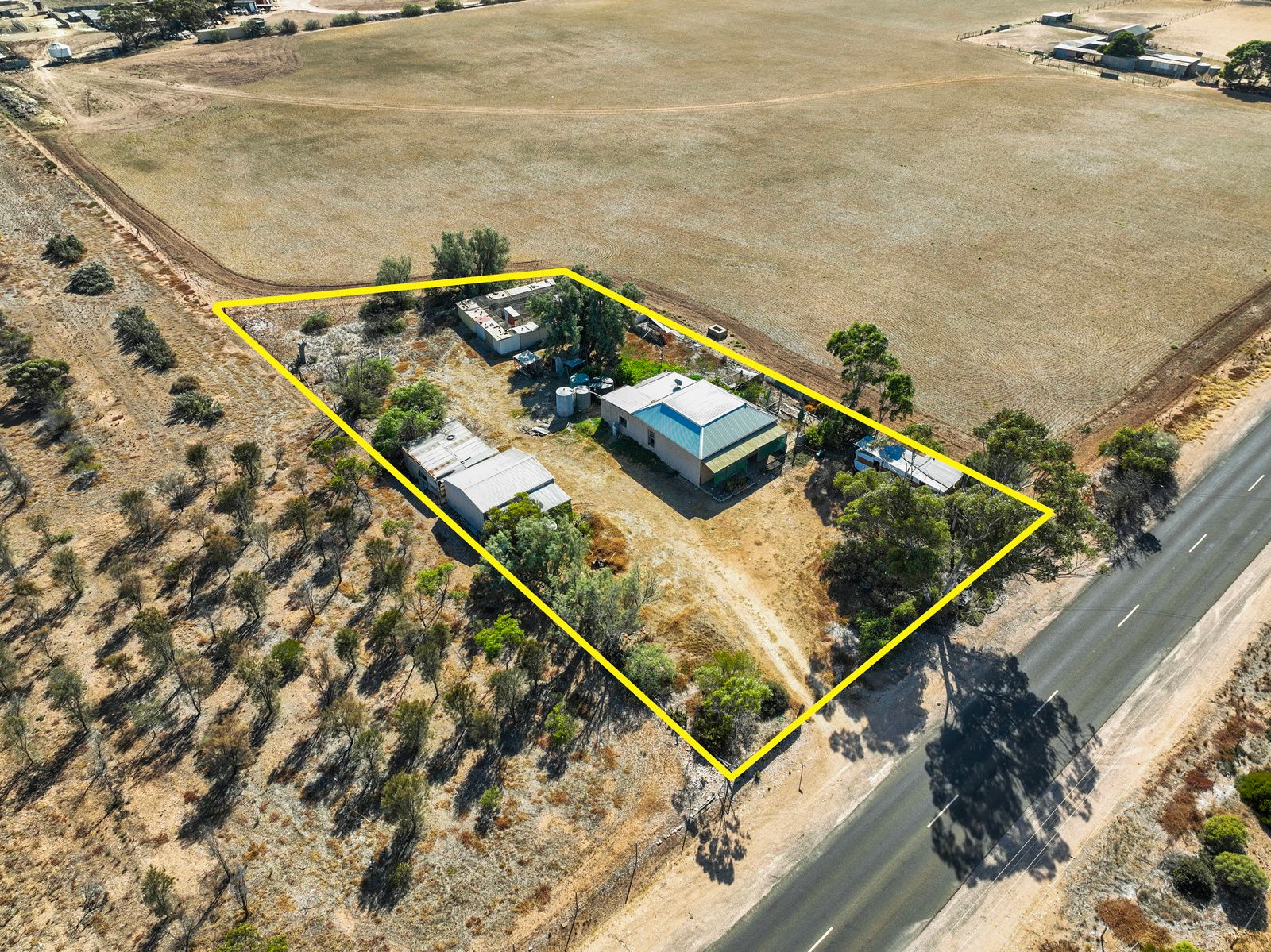 225 MoontaWallaroo Road, North Moonta, SA 5558 Sold House Ray