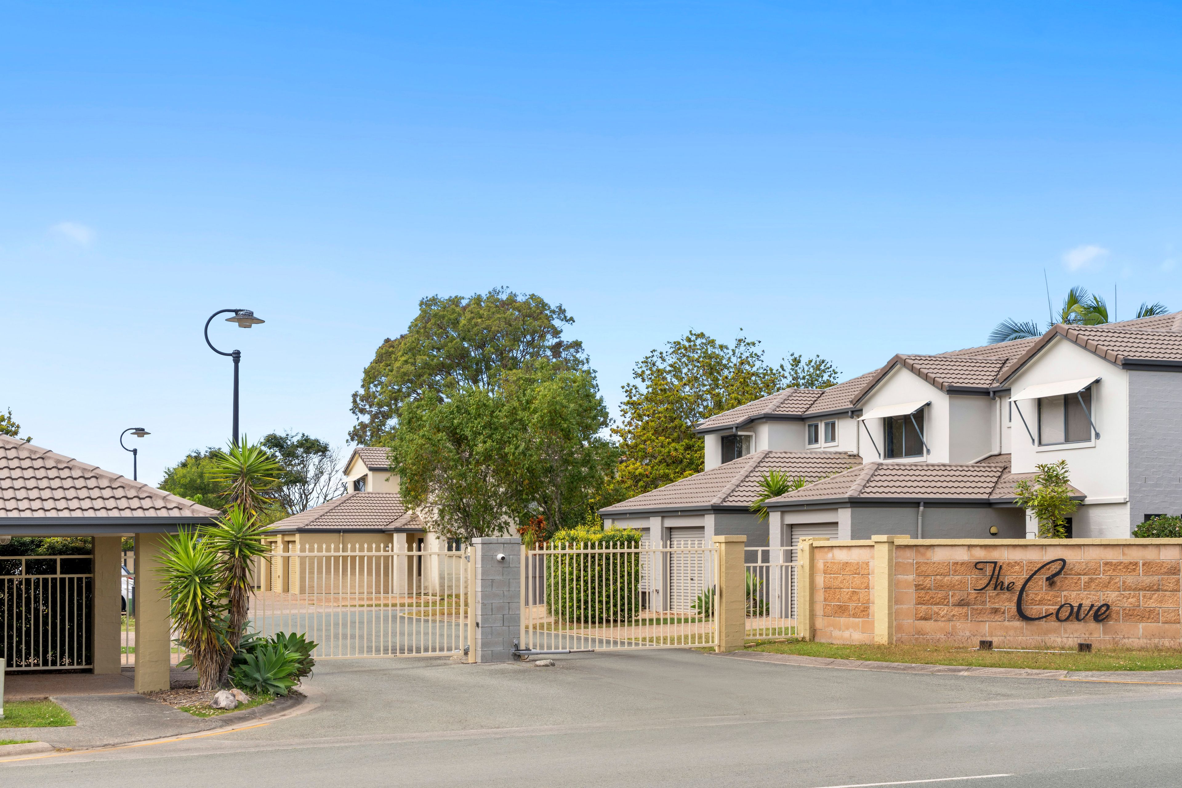 13/60-62 Beattie Road — photo 3 of 28