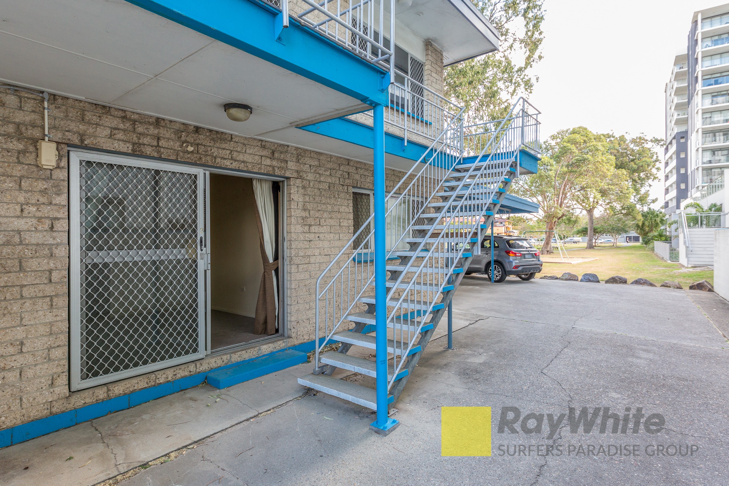 3/376 Marine Parade, Labrador, QLD 4215