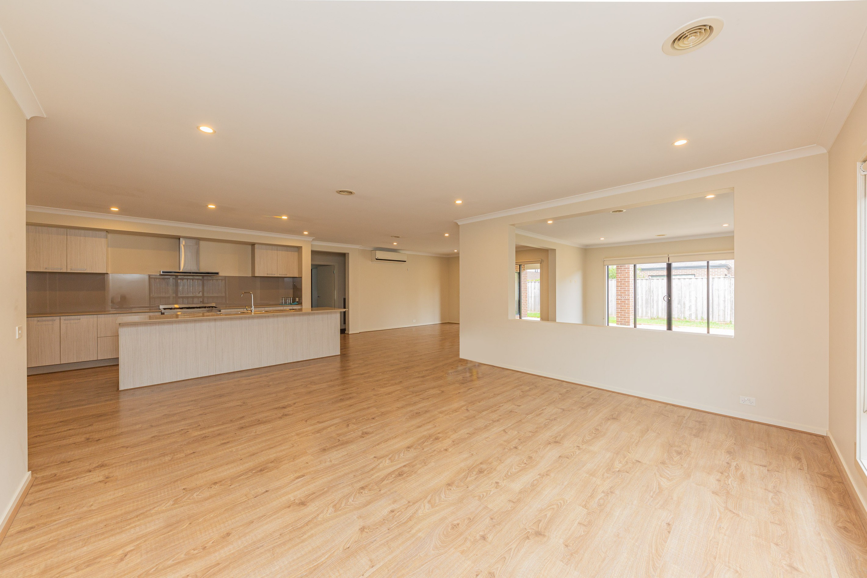 7 Chedword Road, Cranbourne North, VIC 3977