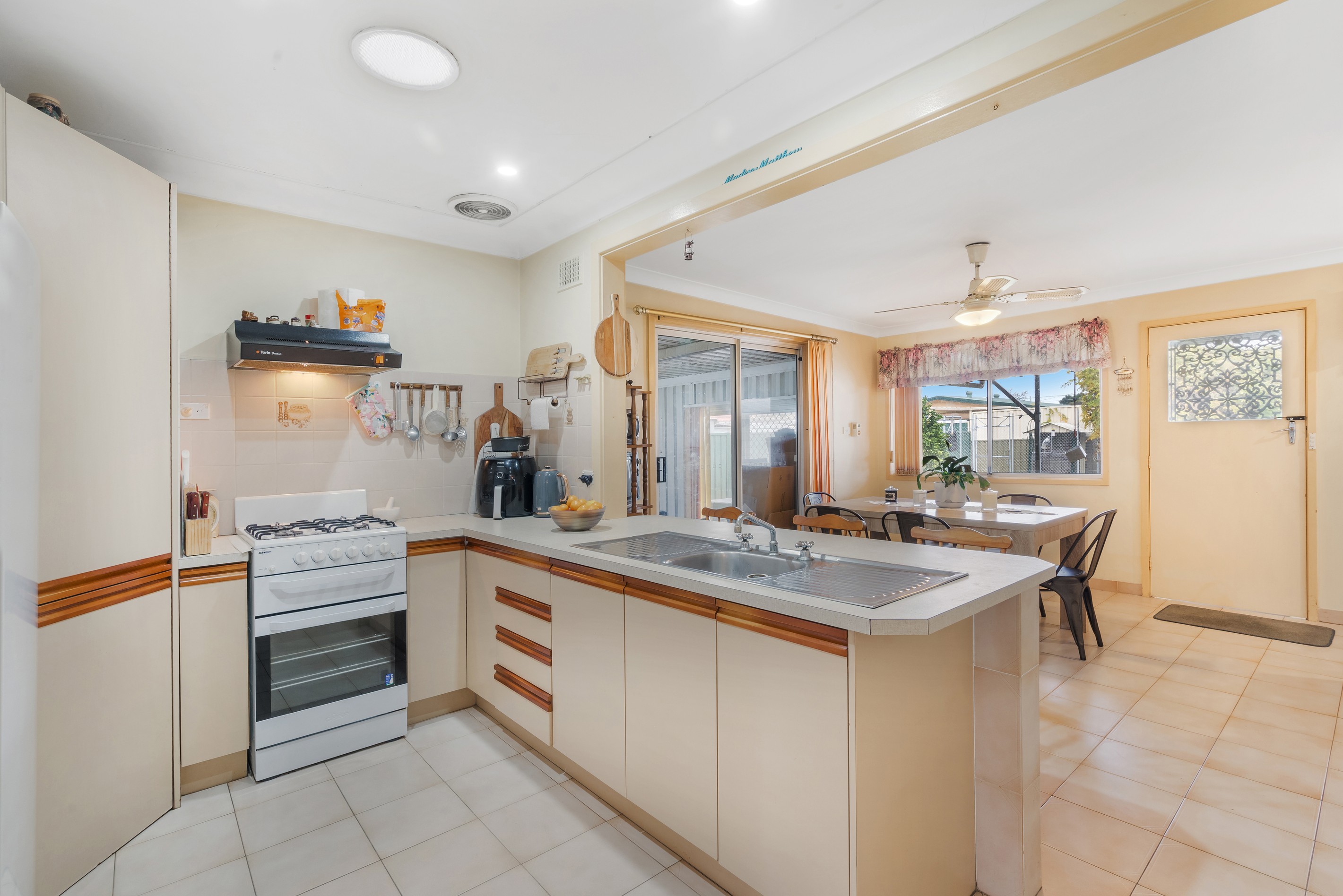 34 Solo Crescent, Fairfield, NSW 2165