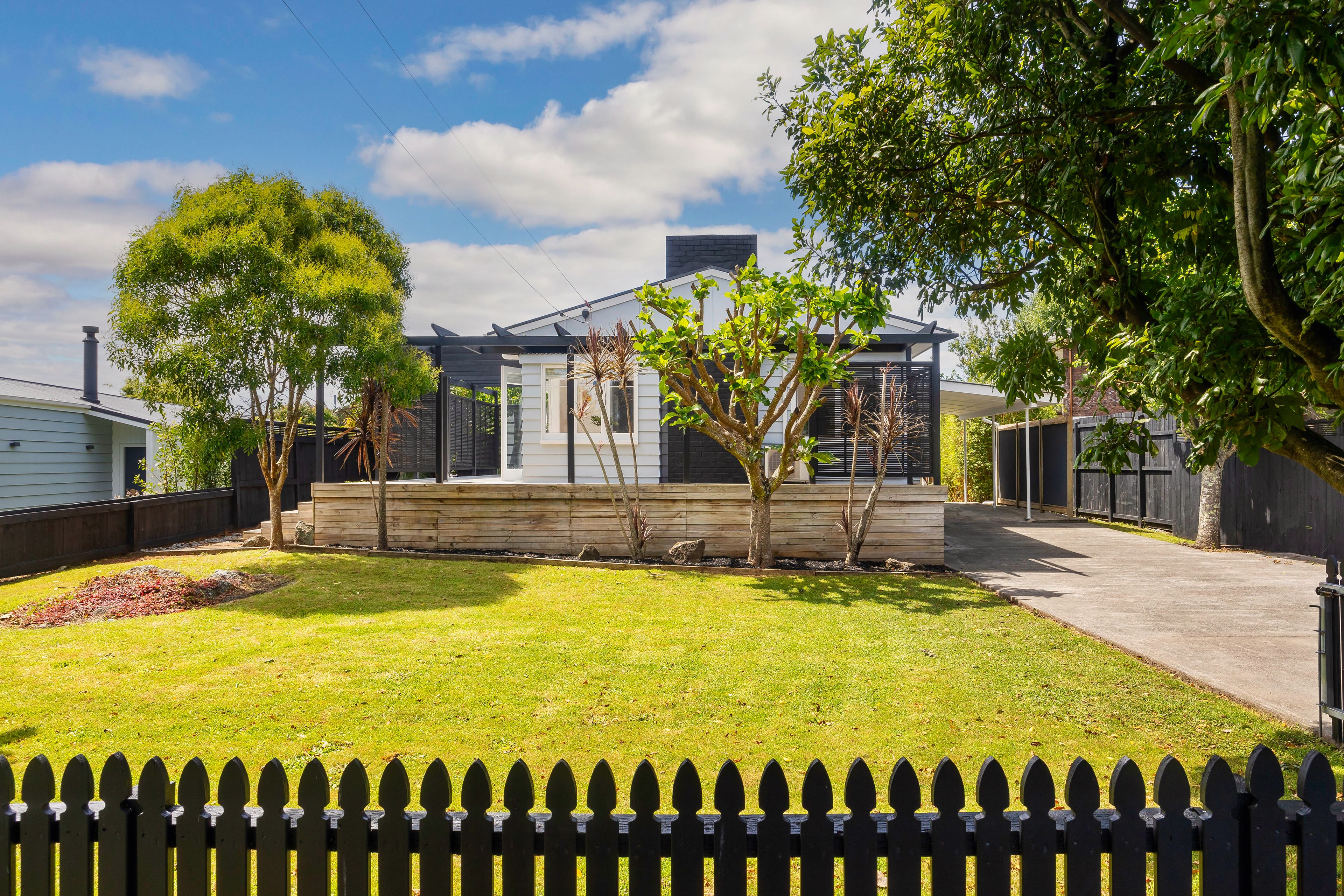 9 Norrie Avenue, Mount Albert, Auckland City 1025 Sold House Ray