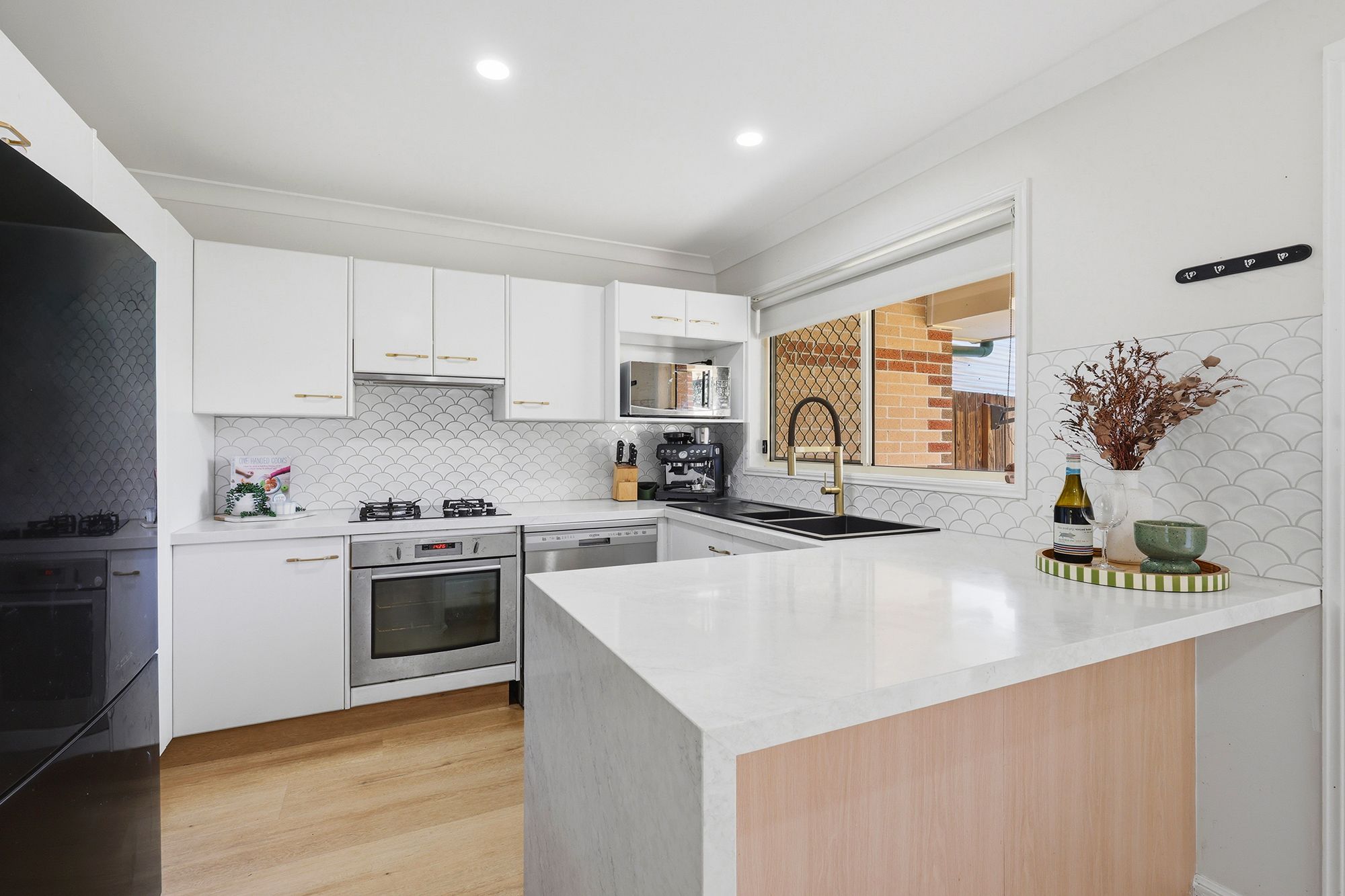 20/1 Bridgman Drive — photo 12 of 23