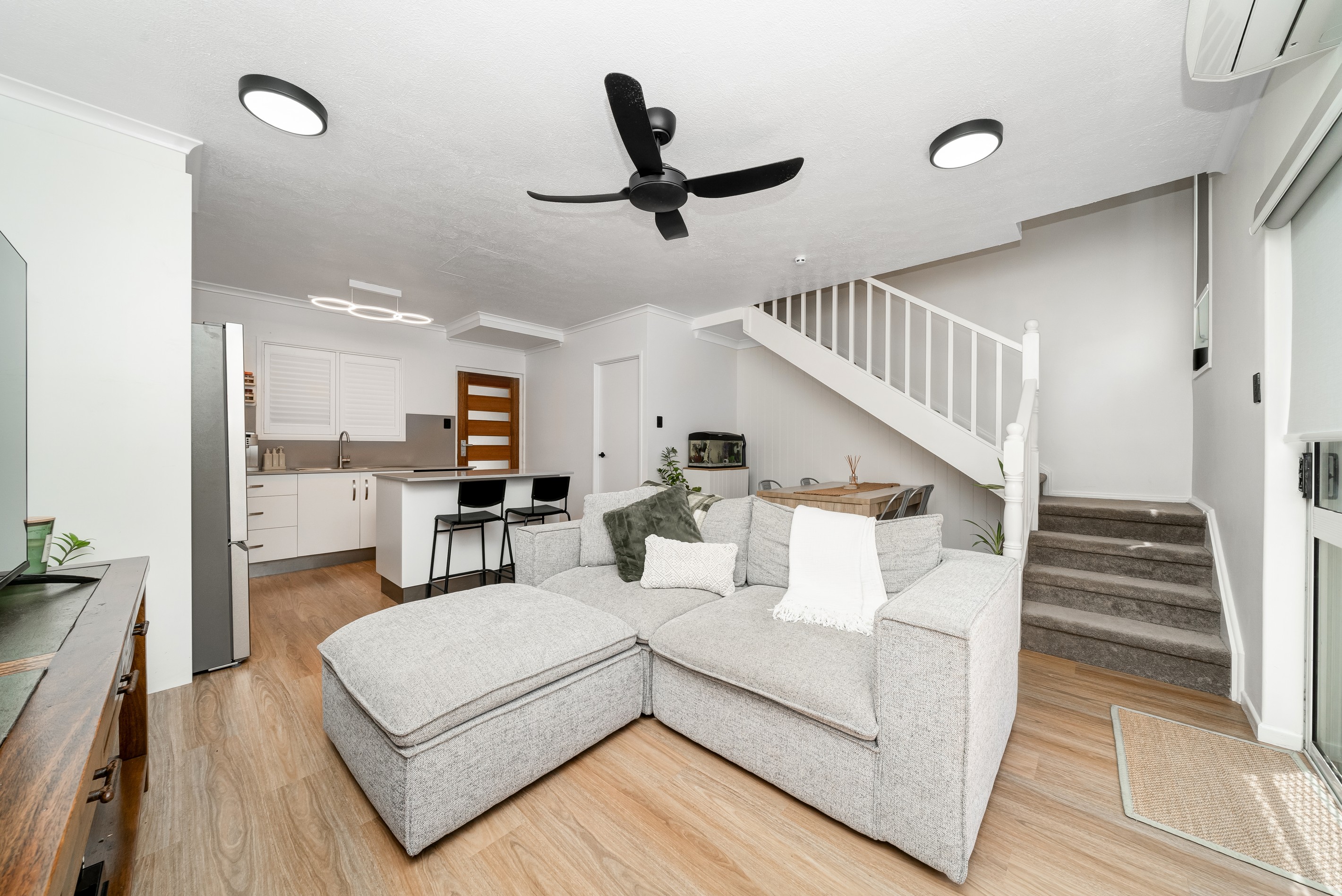 2/24 Love Lane, Rosslea, QLD 4812