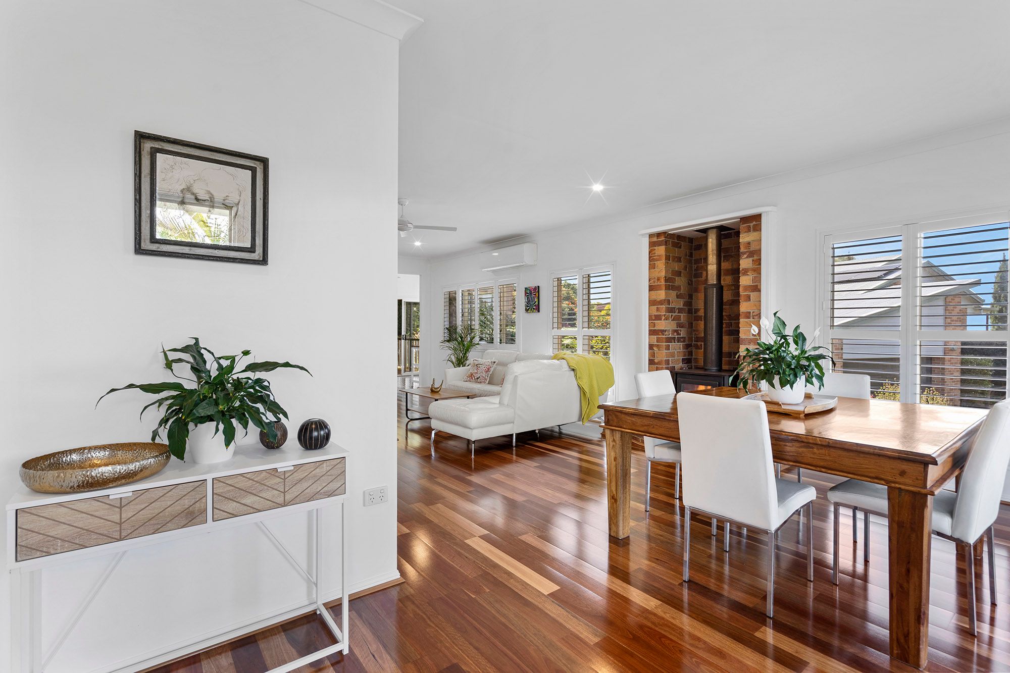 Ray White Tamborine Mountain