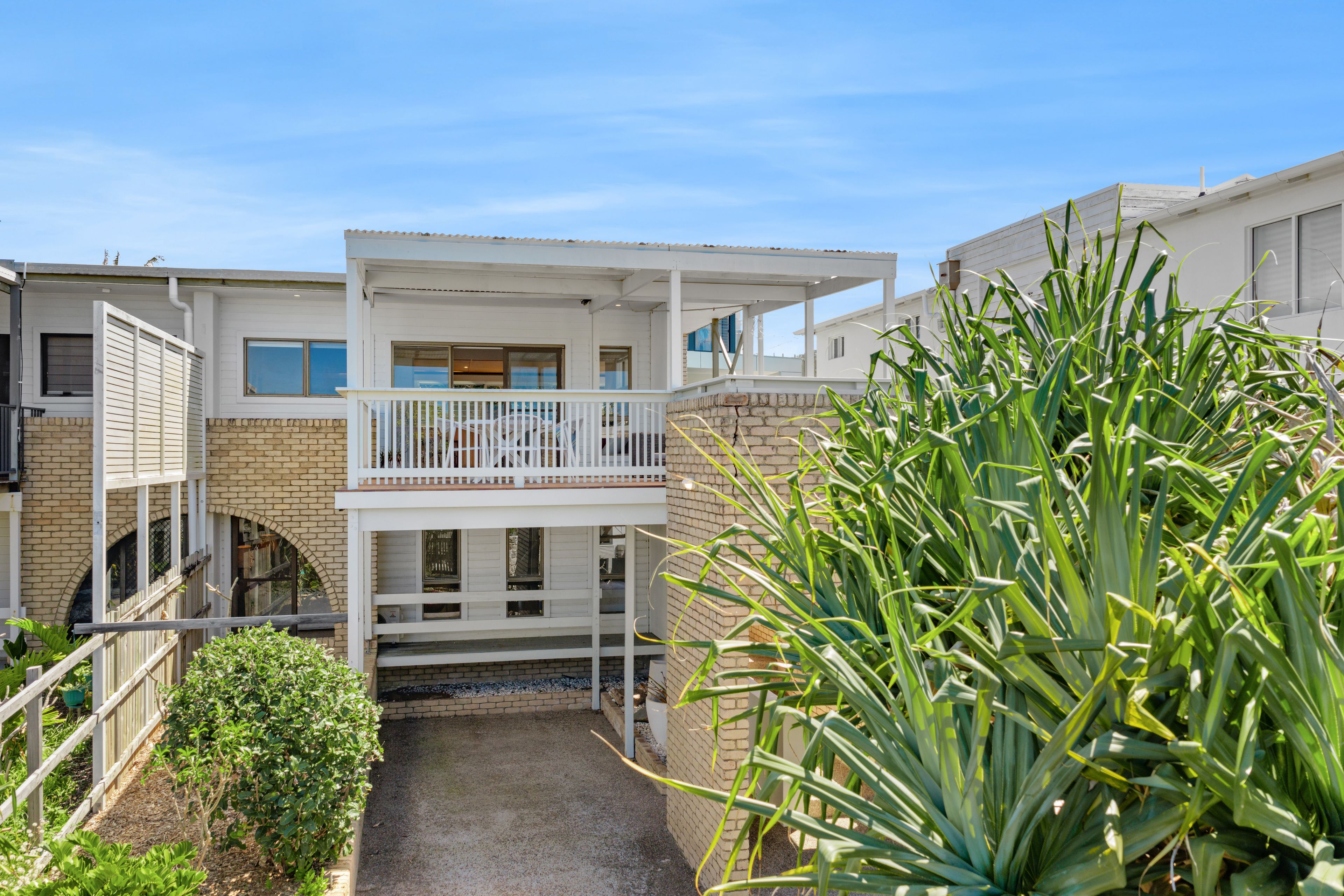 2/73 Lorikeet Drive — photo 3 of 28