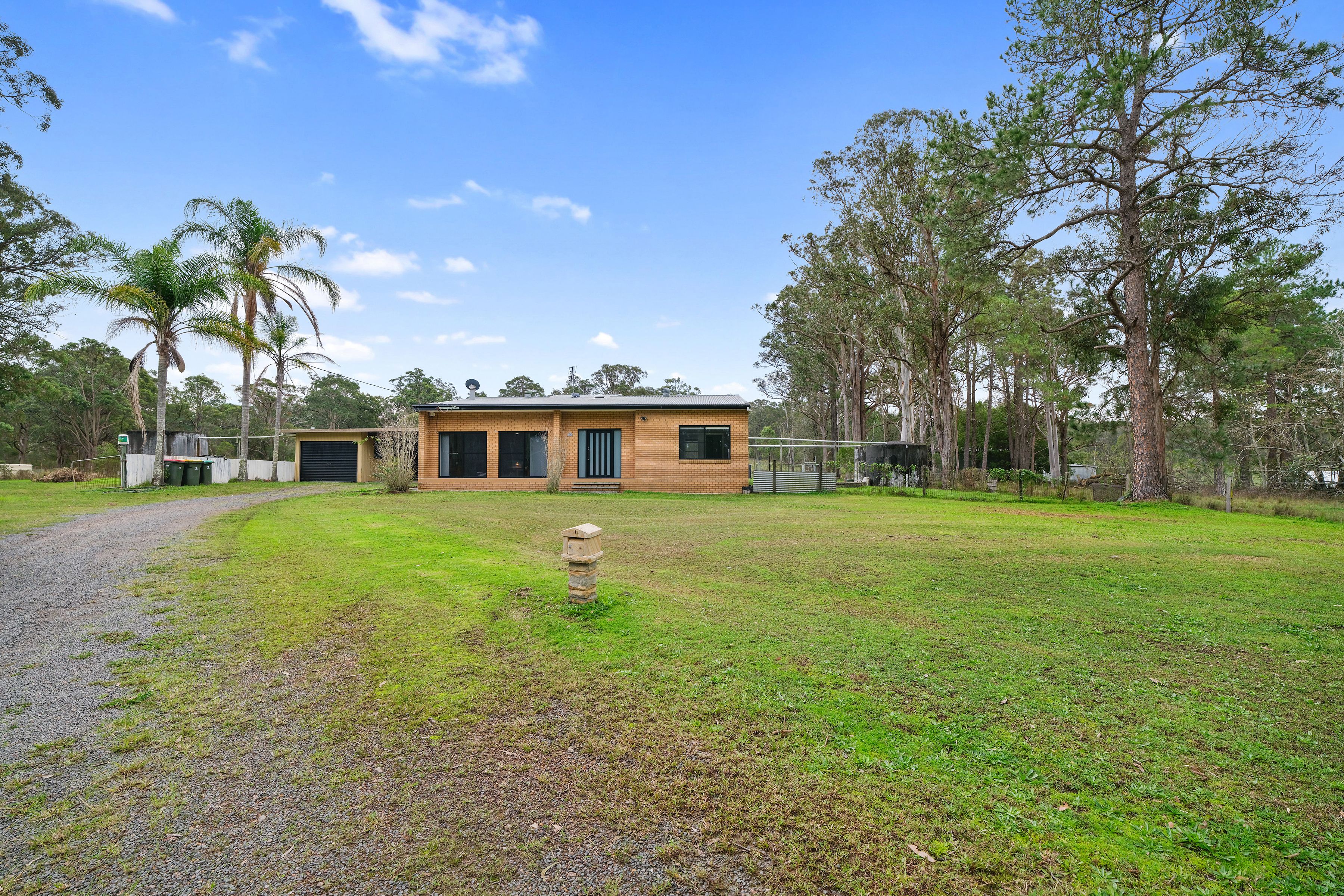 10 Allen Road — photo 19 of 29