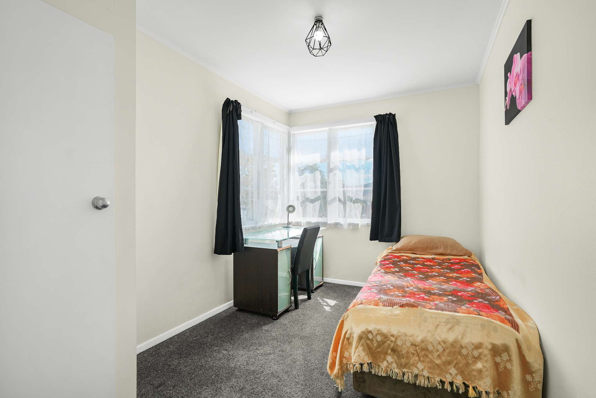 56 Wilkie Crescent photo 9