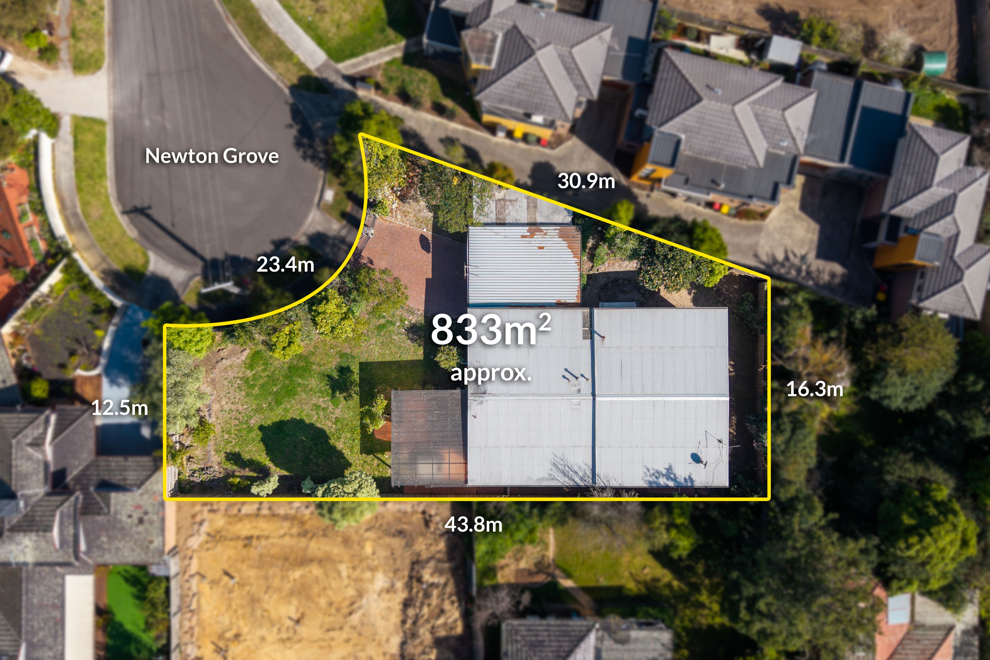 11 Newton Grove — photo 16 of 18