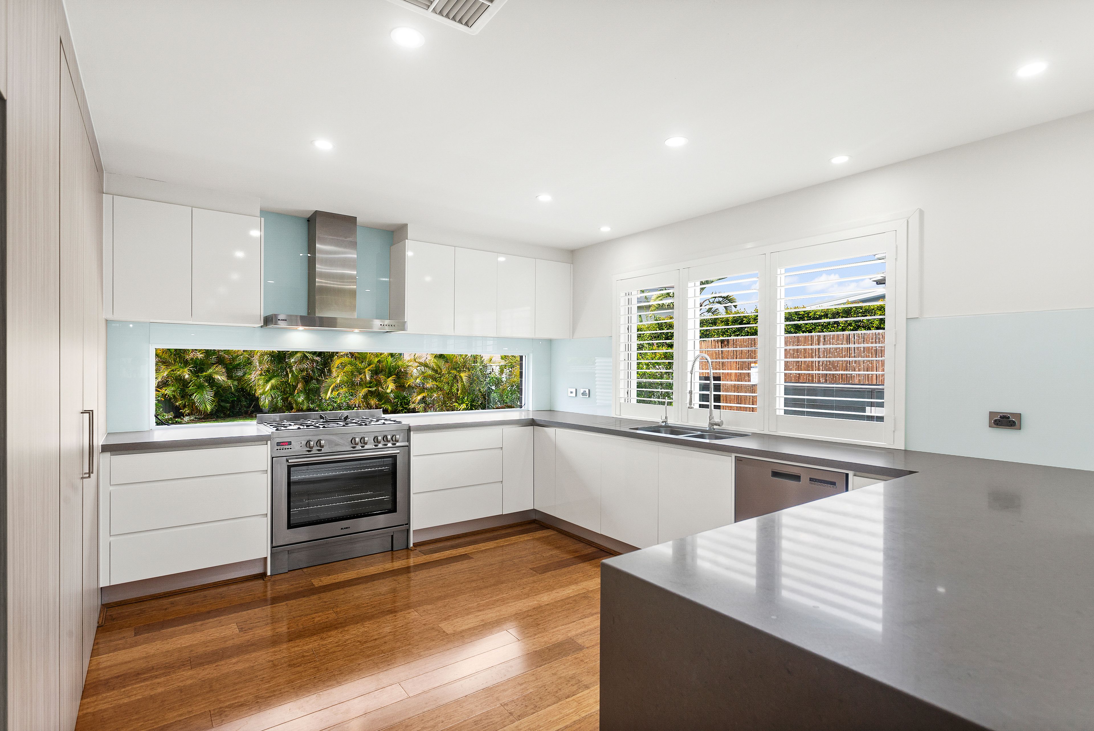 10 Clipper Avenue — photo 3 of 17