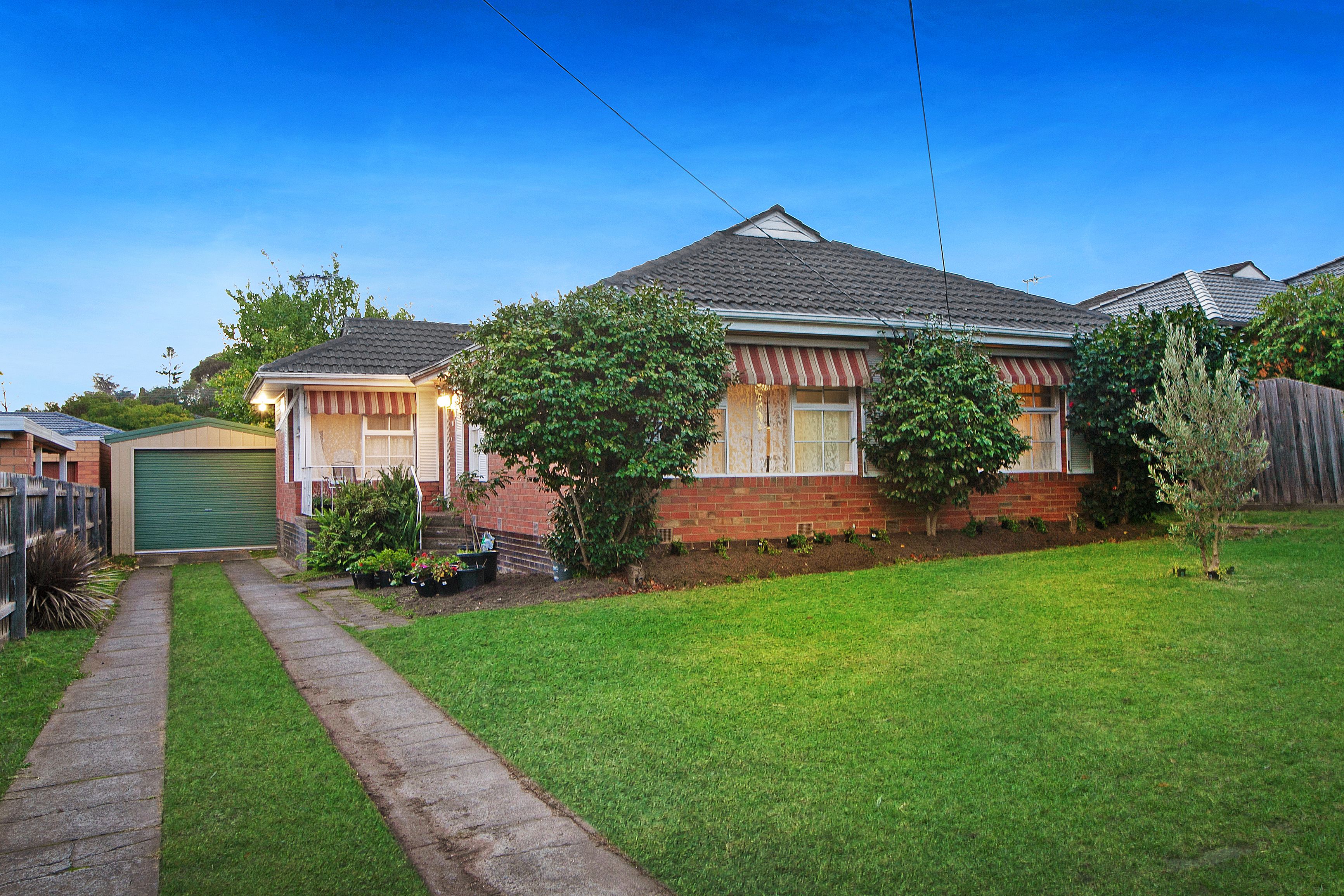 15 Lea Crescent, Bundoora VIC 3083