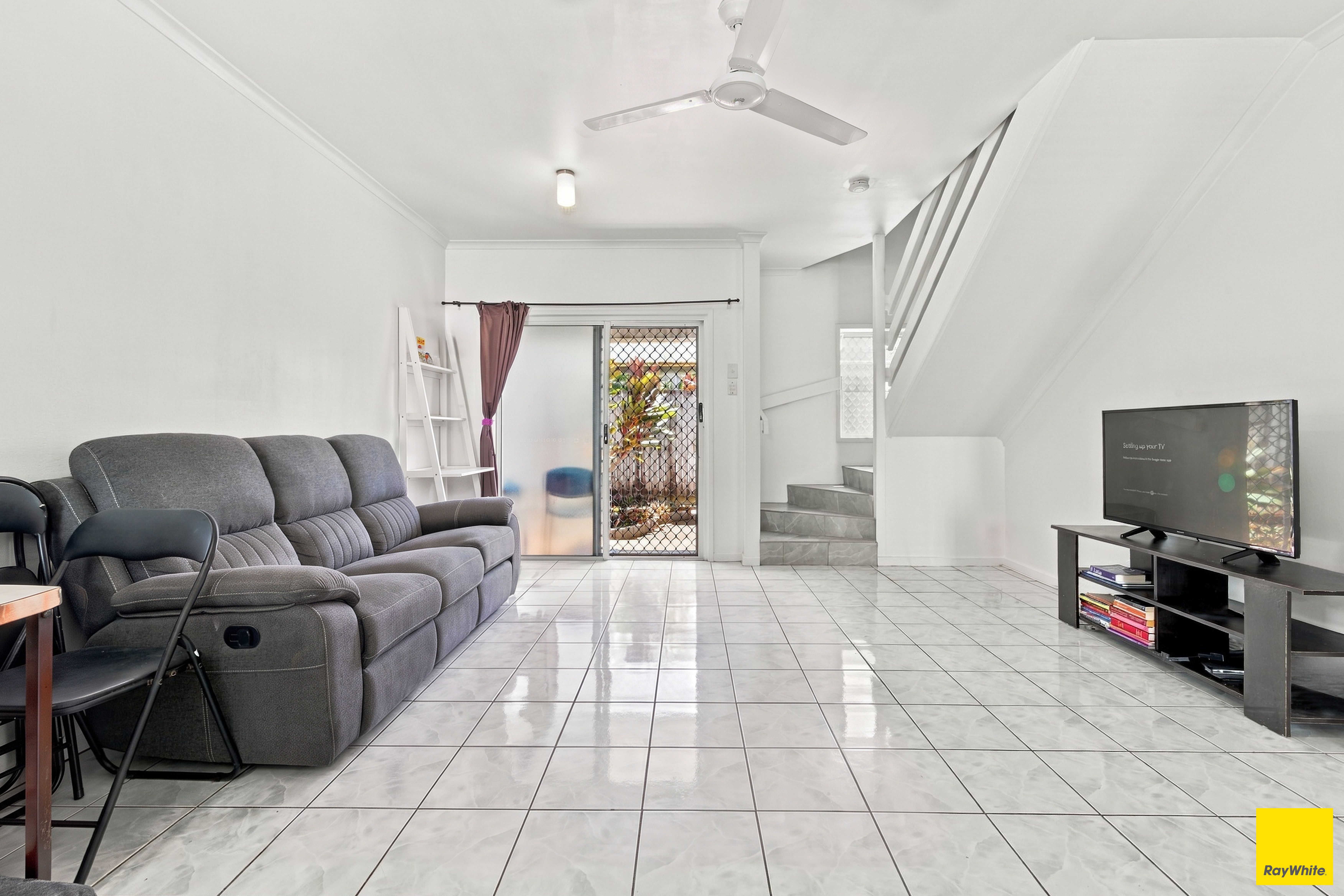 5/5 Balaclava Road — photo 3 of 13