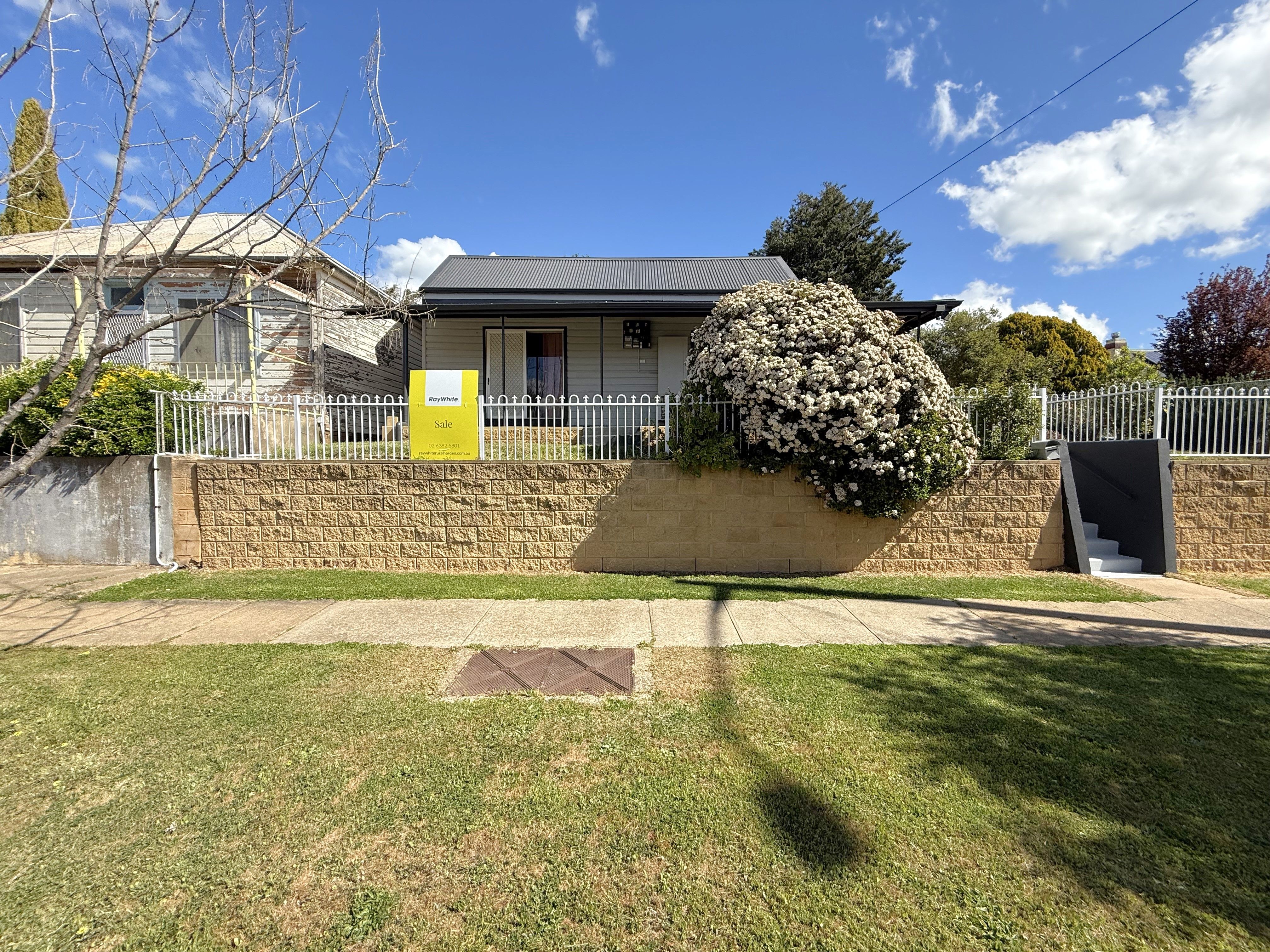 190 Albury Street, Harden, NSW 2587