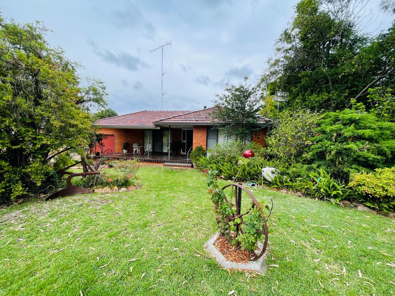 8 Craft Crescent, Condobolin, NSW 2877
