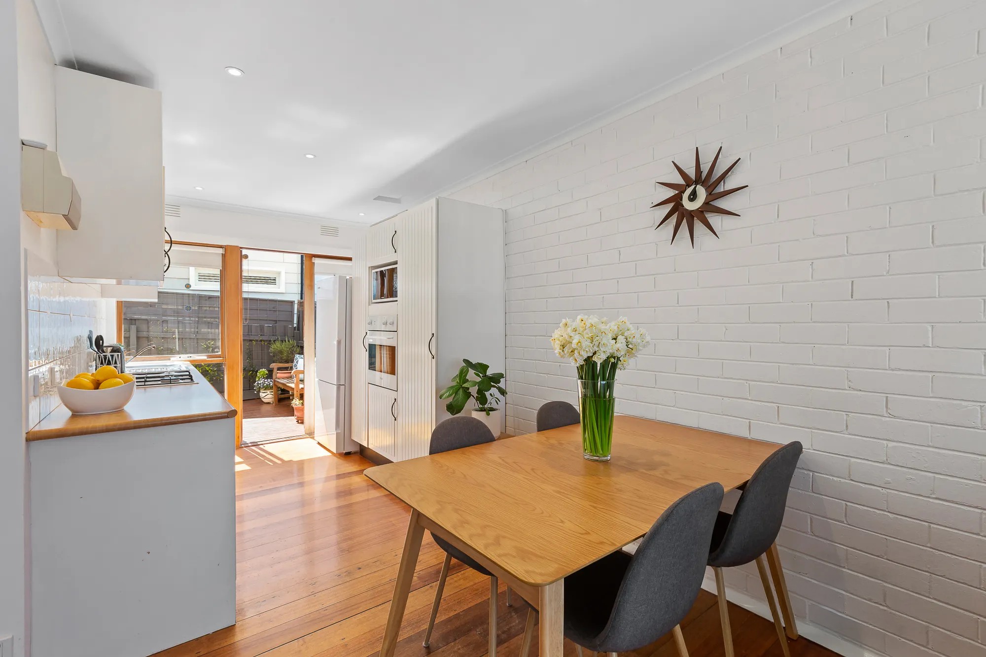 2/11 Mac Crescent, Parkdale, VIC 3195