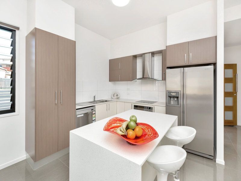 29 Rawlins Crescent, North Lakes, QLD 4509