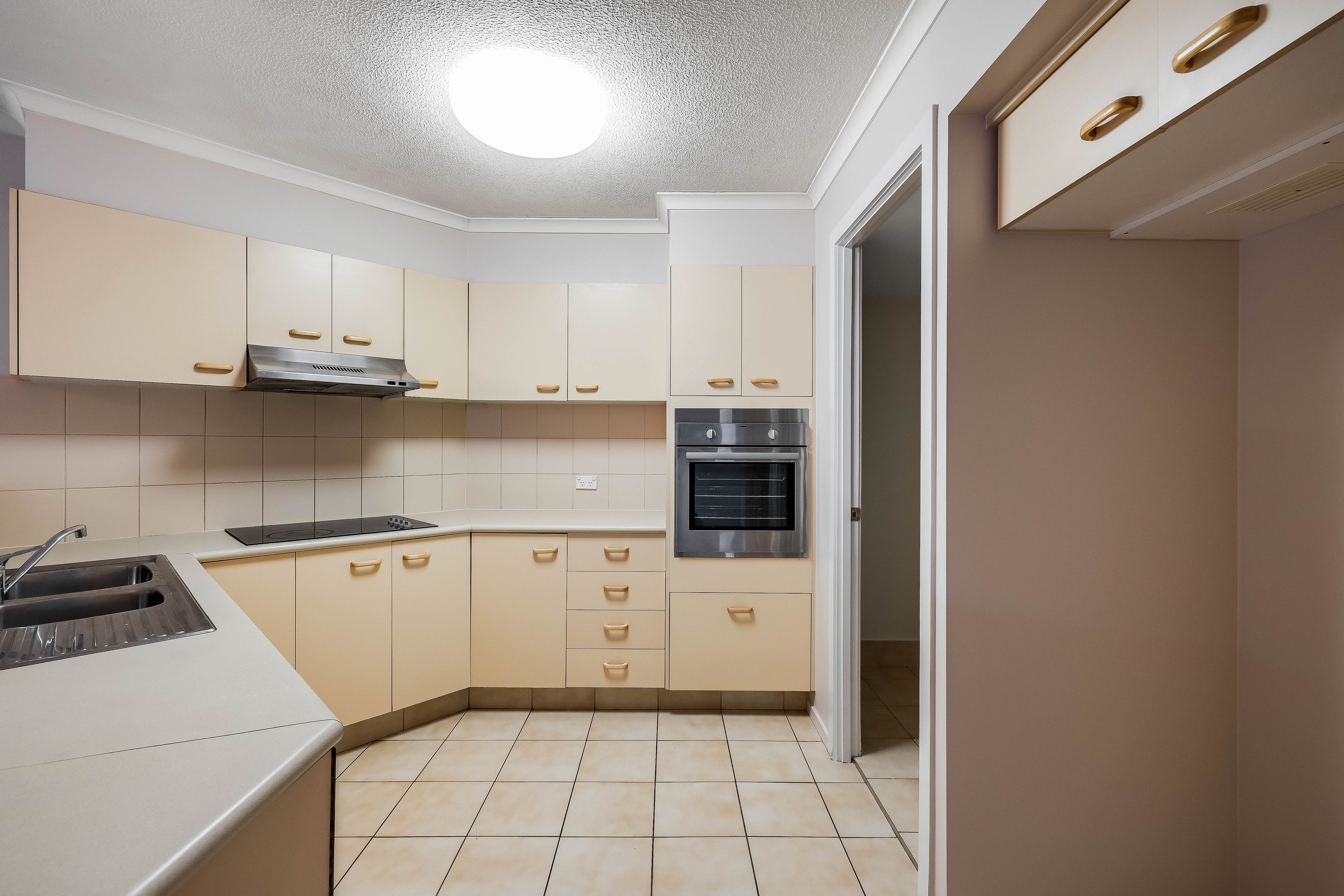 20/367 Margaret Street, Newtown, QLD 4350