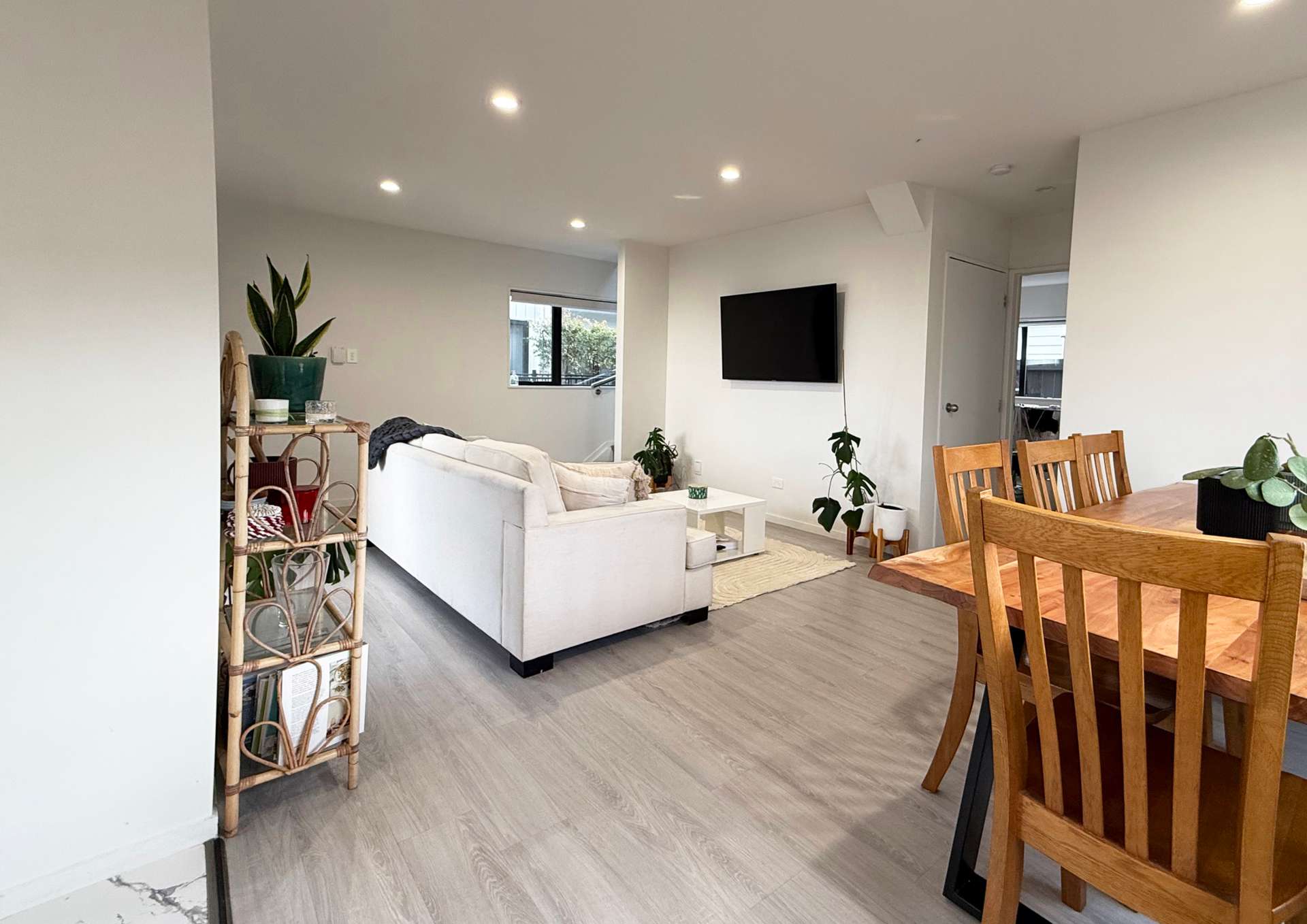52E Tapu Road photo 2