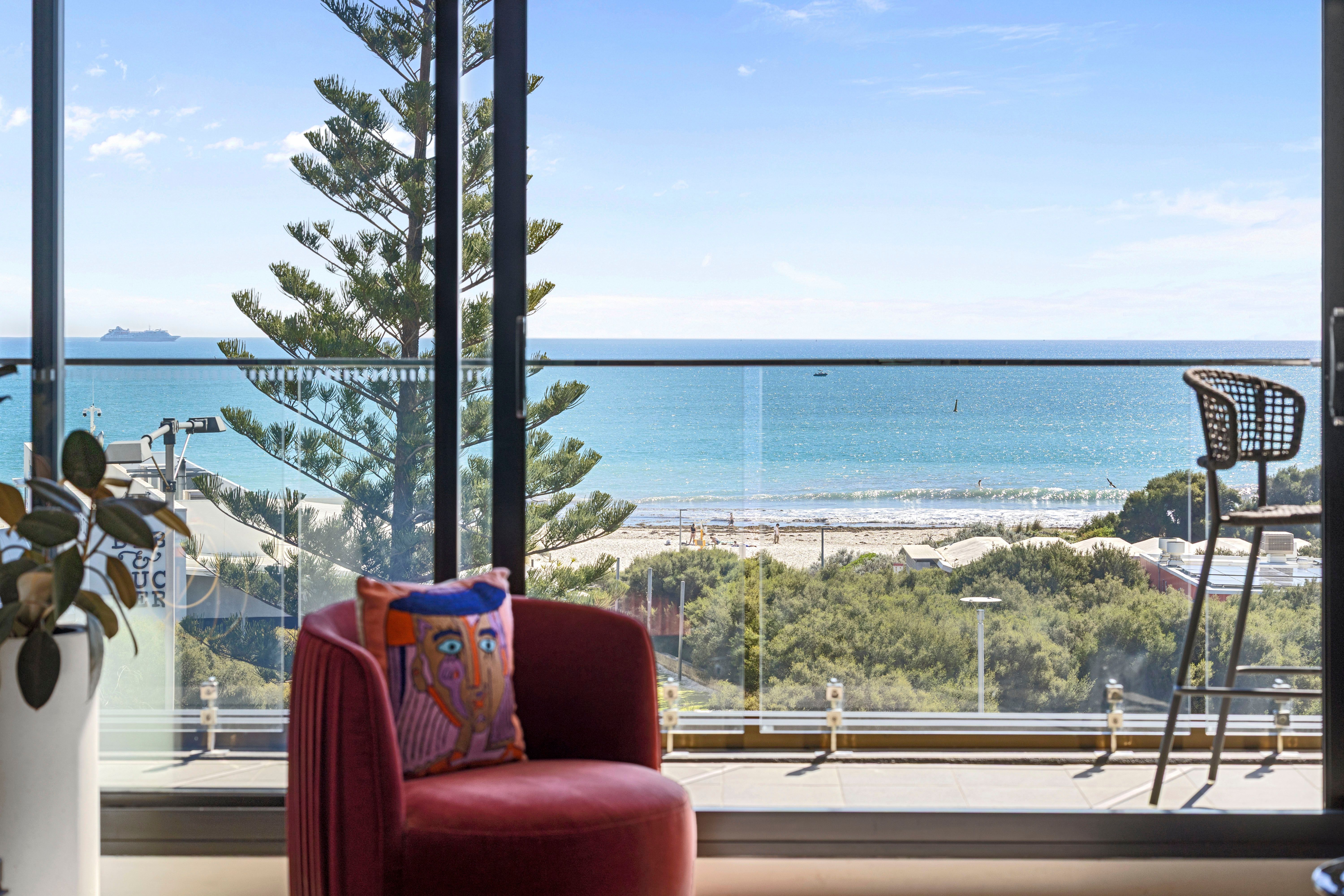 406/29 Leighton Beach Boulevard — photo 3 of 30