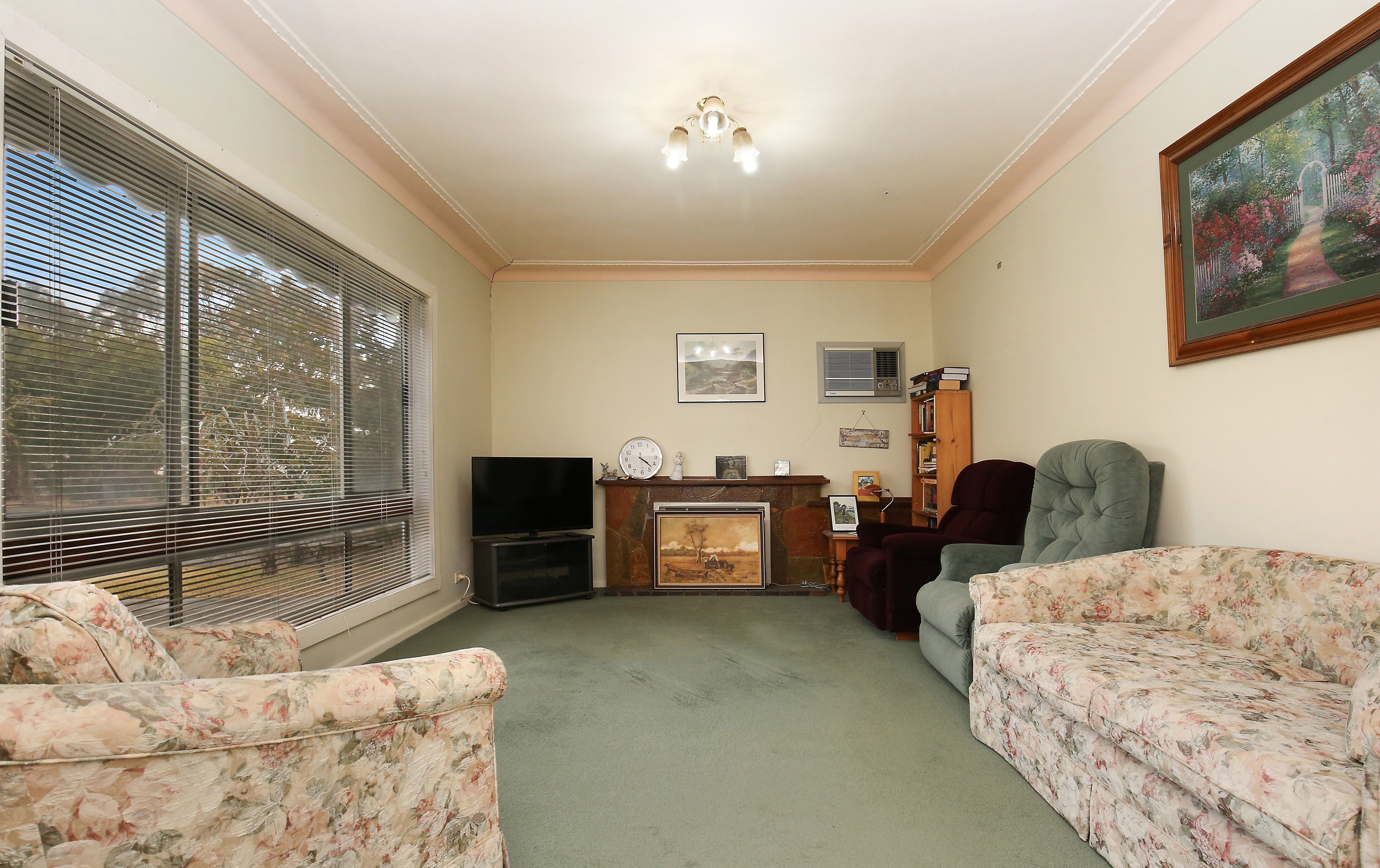 36 St Vigeons Road, Reservoir, VIC 3073