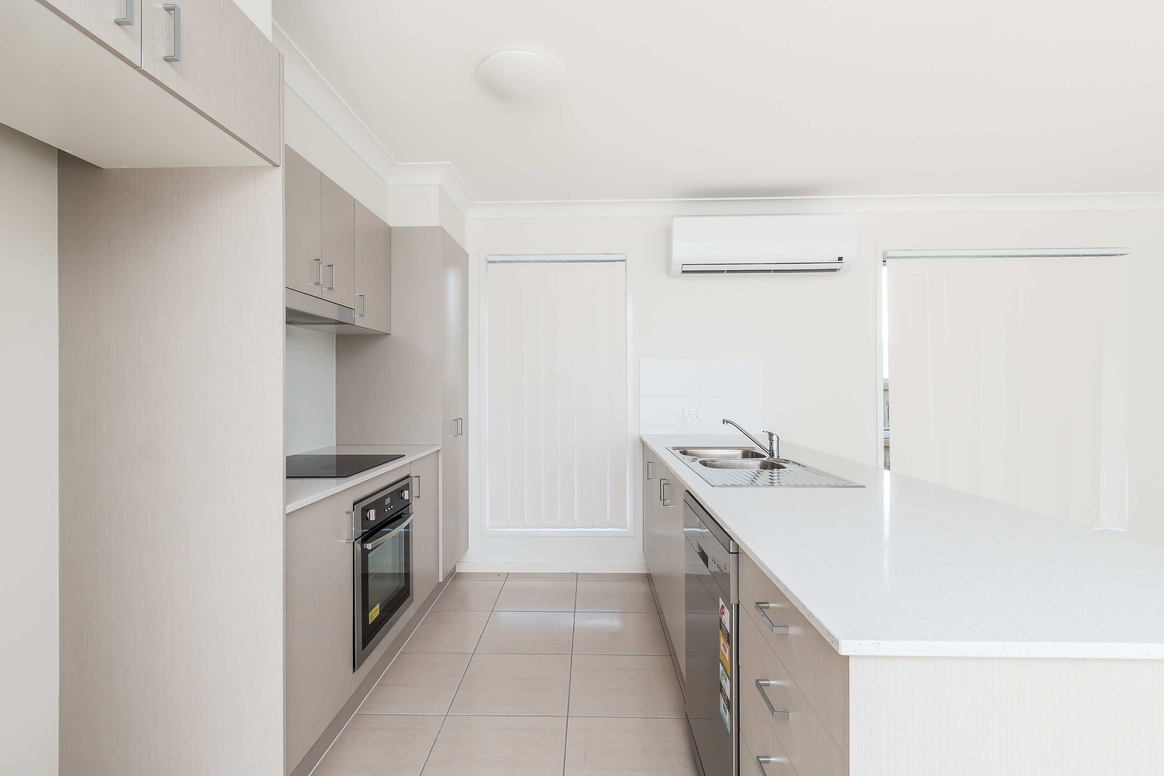 28 Lane Court, Mount Warren Park, QLD 4207