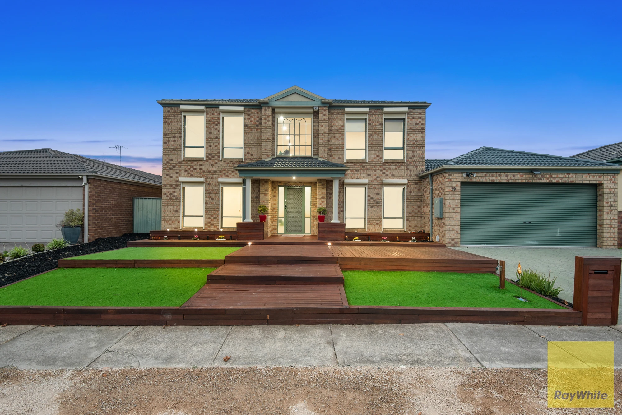 19 Brentwood Drive, Werribee, VIC 3030