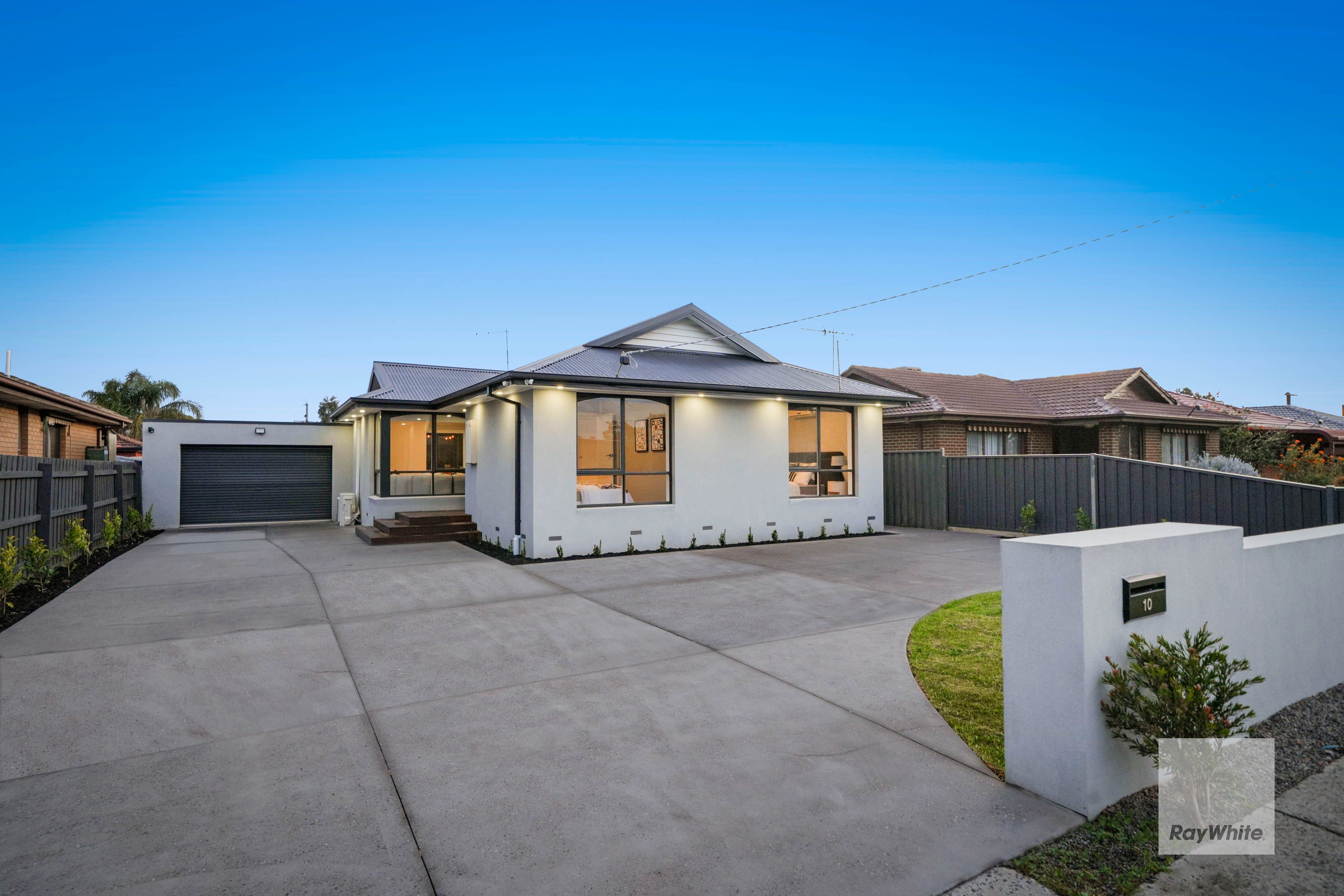 10 Garryowen Terrace, Tullamarine, VIC 3043