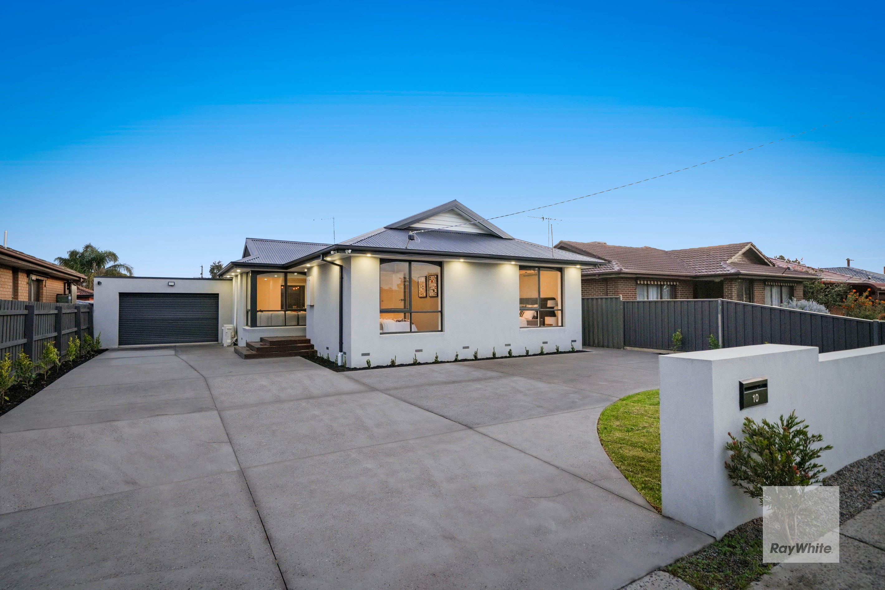 10 Garryowen Terrace, Tullamarine, VIC 3043