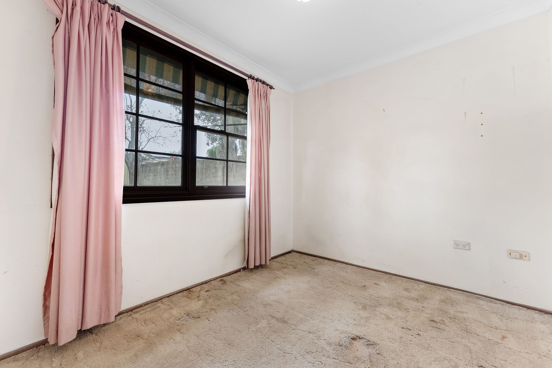 20 Huddleston Street — photo 12 of 18