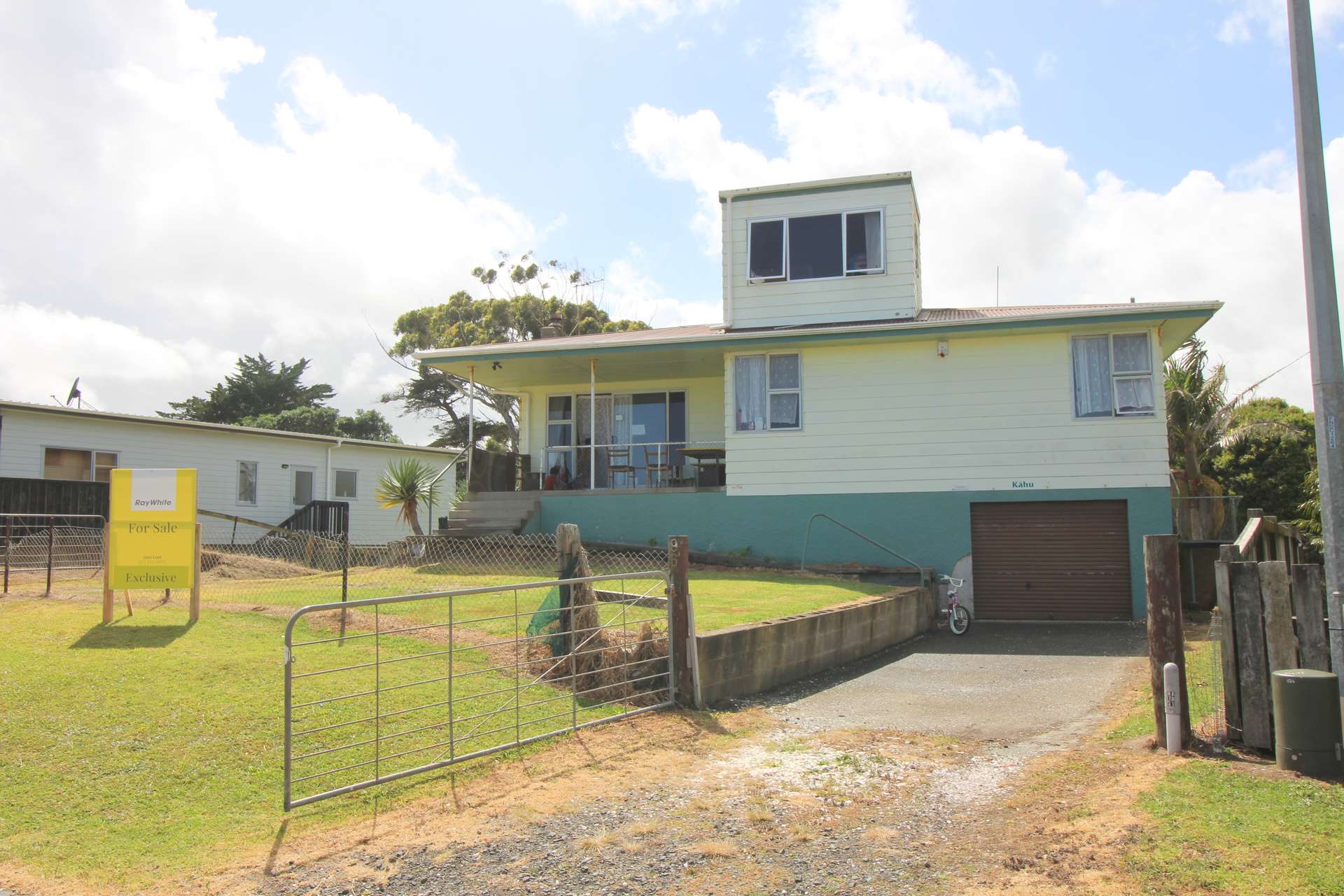 96 Takahe Road photo 0